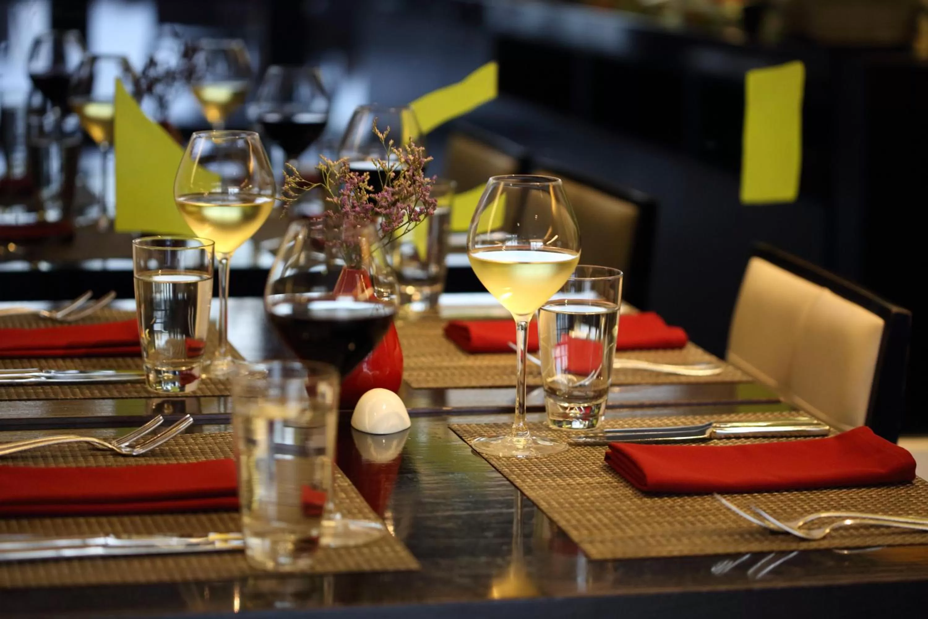 Restaurant/places to eat in Novotel Buenos Aires