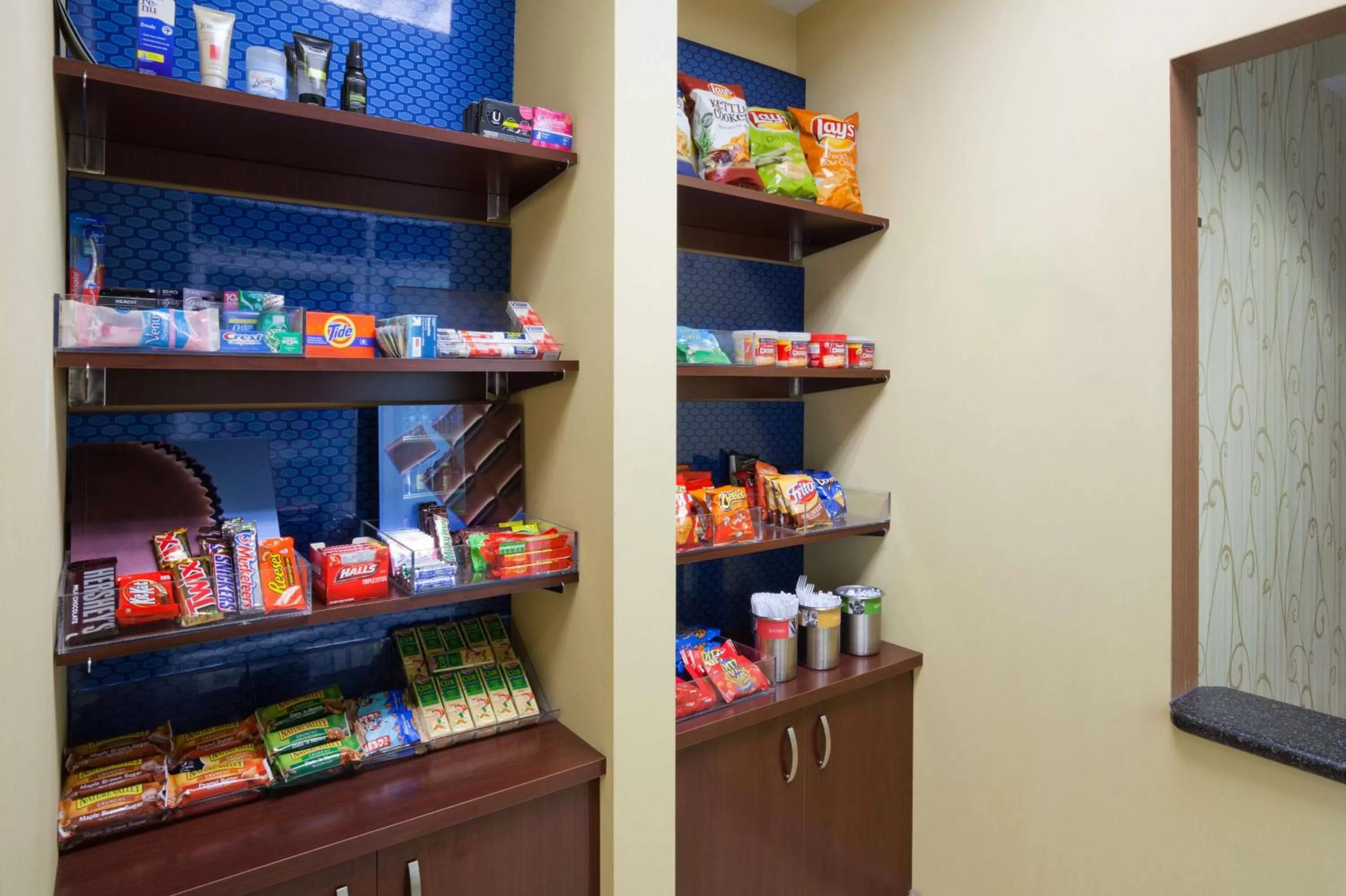 Restaurant/places to eat in Hampton Inn & Suites Lino Lakes