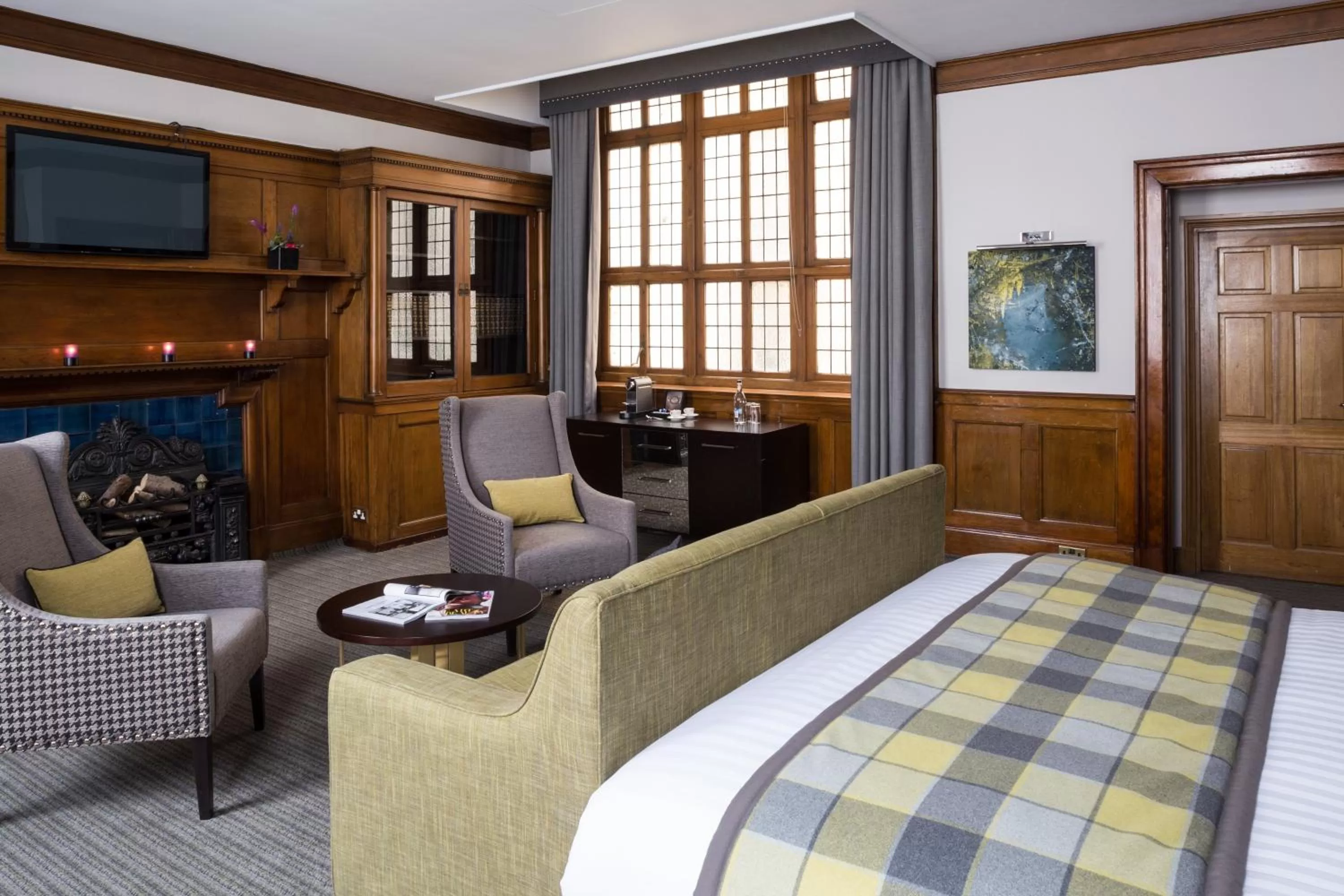 TV and multimedia in Arthouse Hotel Glasgow