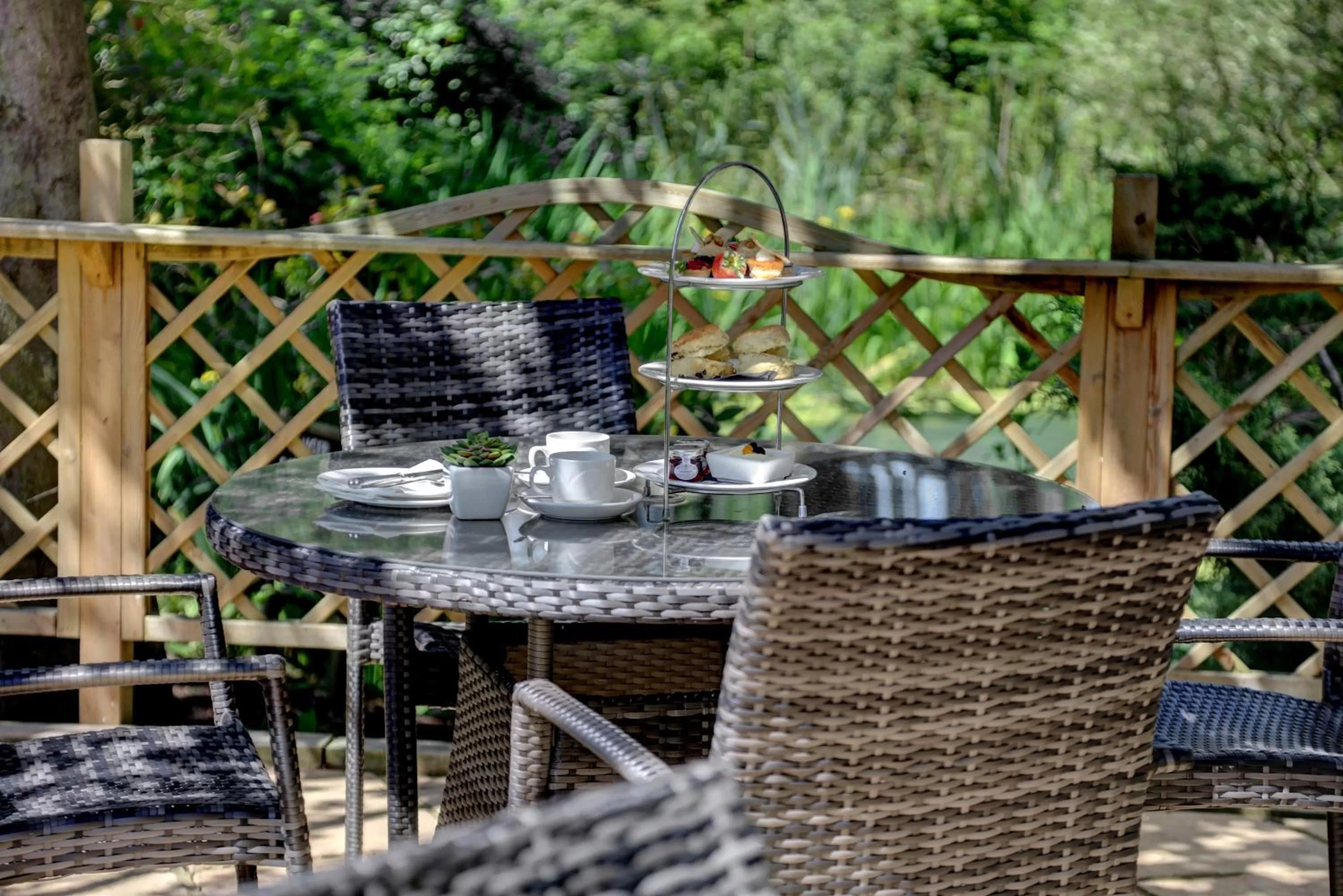 Dining area in Ivy Hill Hotel, Sure Hotel Collection by Best Western