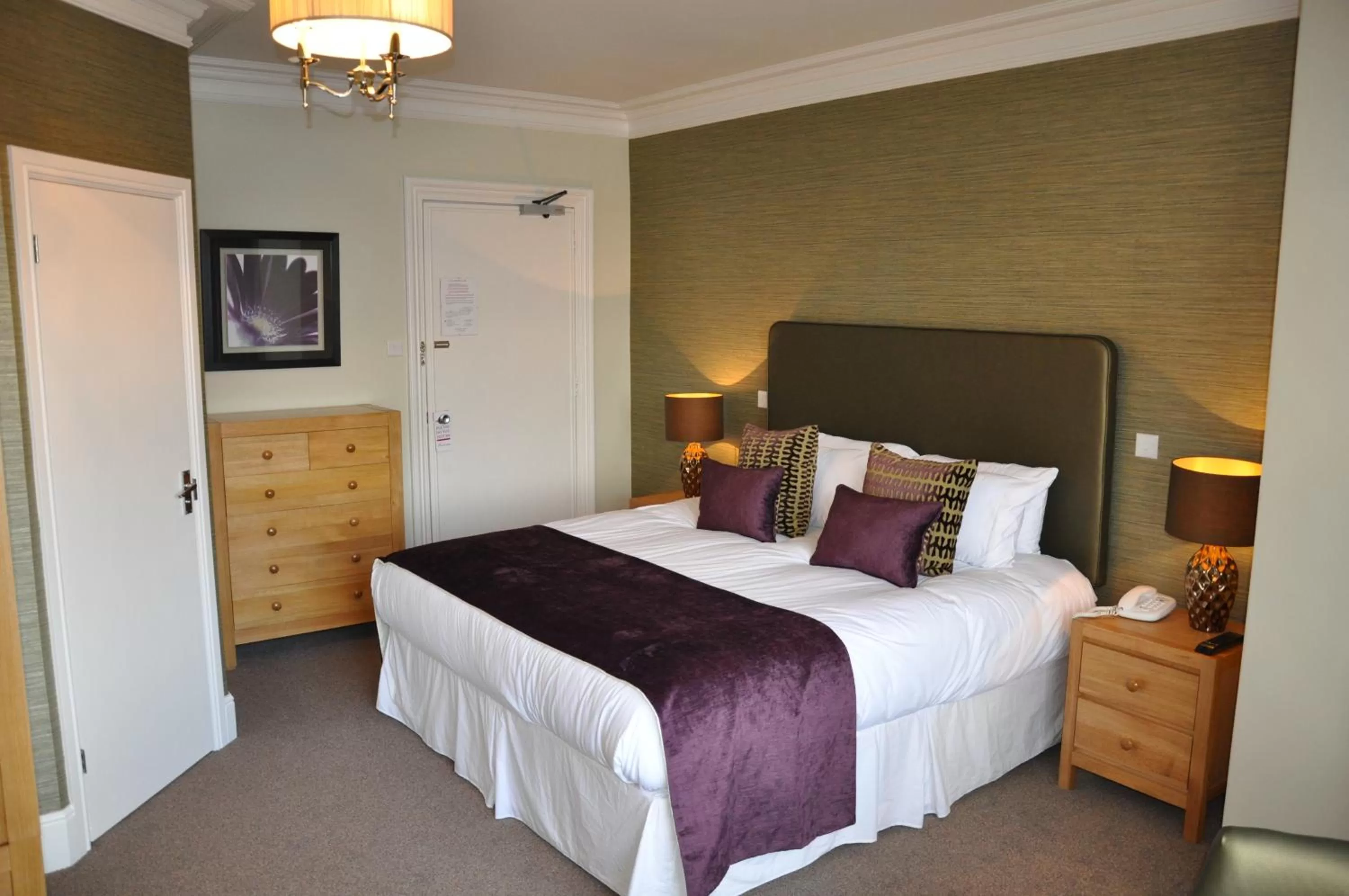 Bed in Beech Hill Hotel & Spa