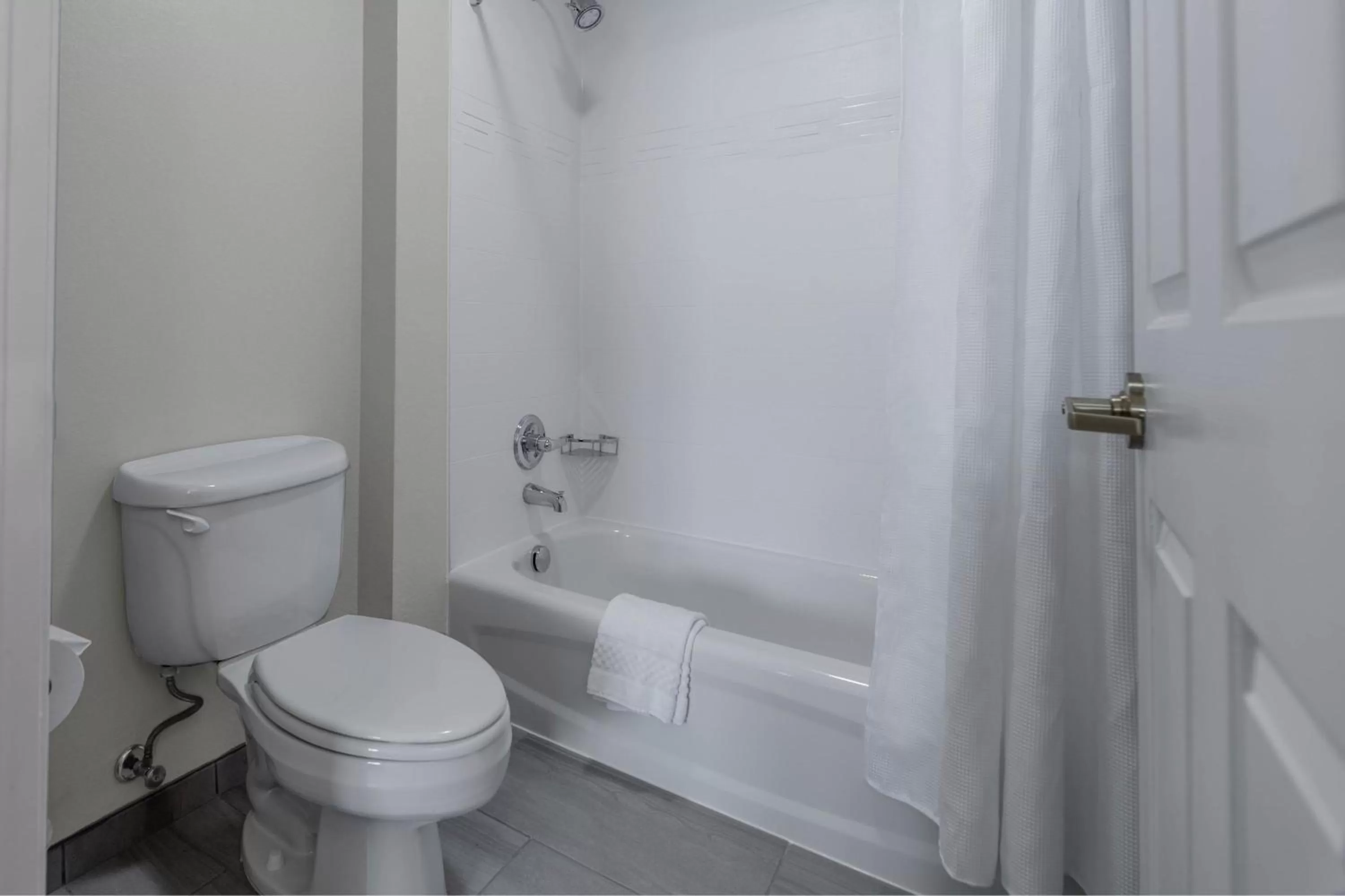 Bedroom in Residence Inn Columbus Easton