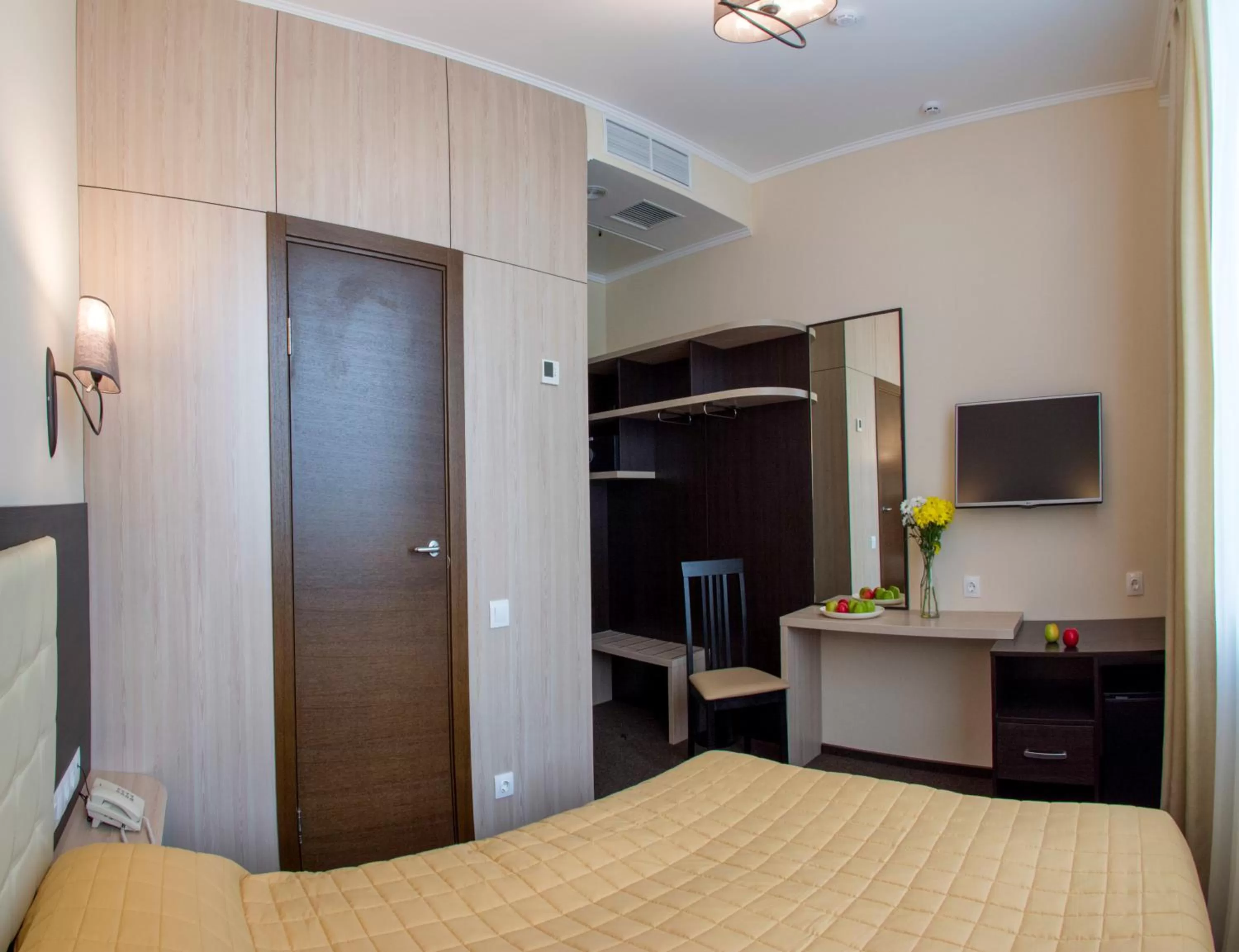 Photo of the whole room, Bed in Hotel Florida