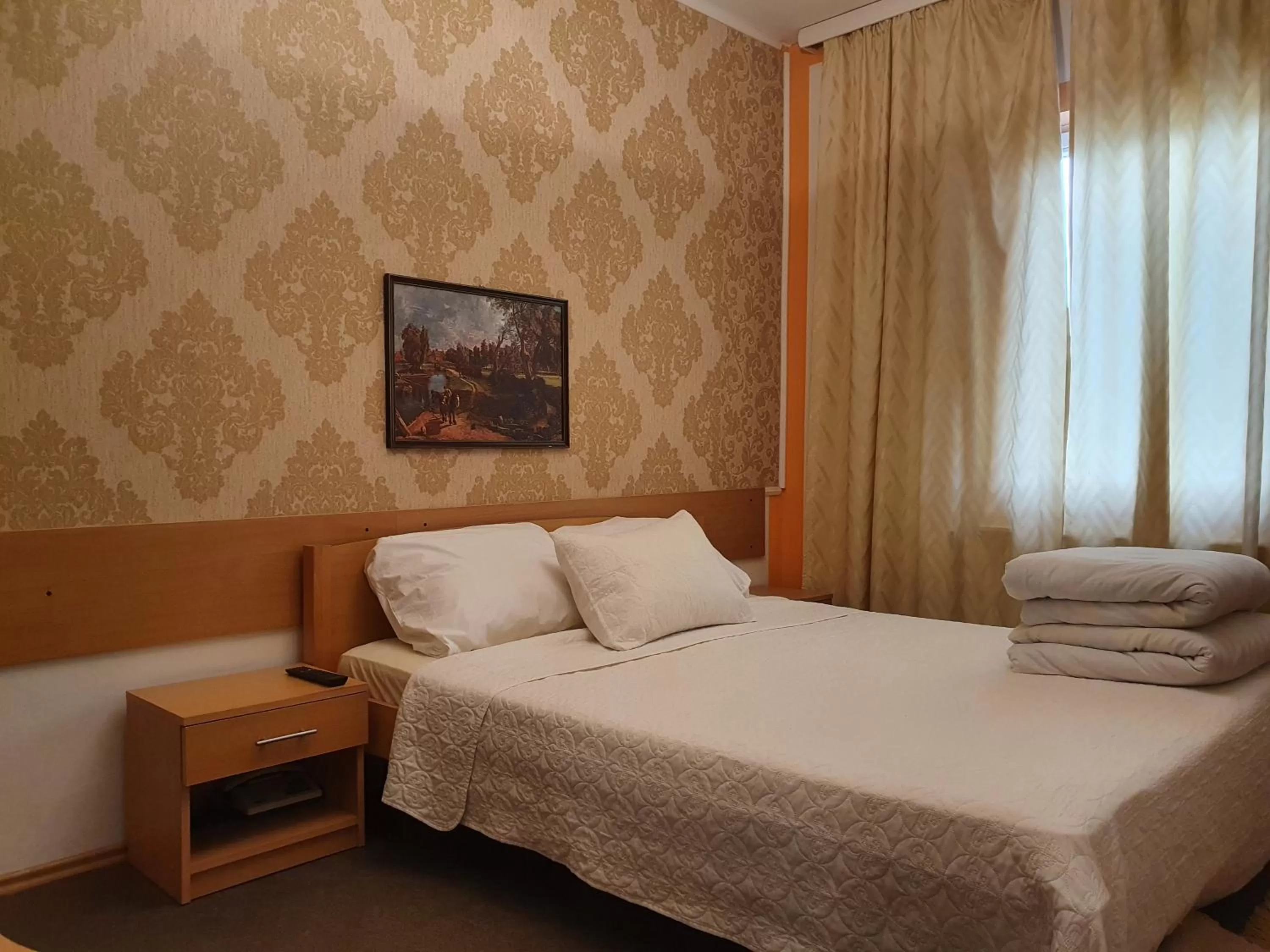 Bedroom, Bed in Motel Zoka