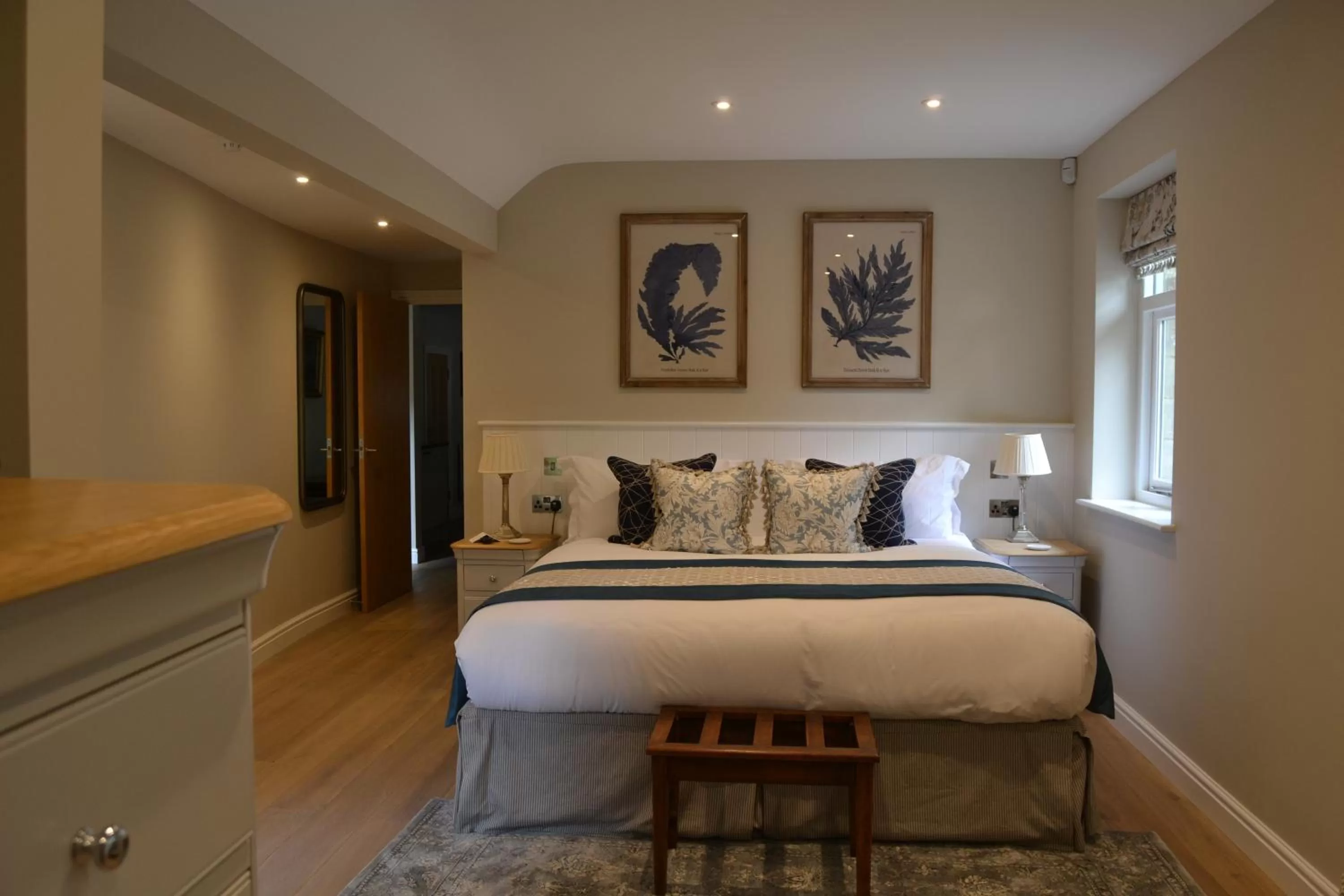 Bed in Lucknam Park, Emblems Collection