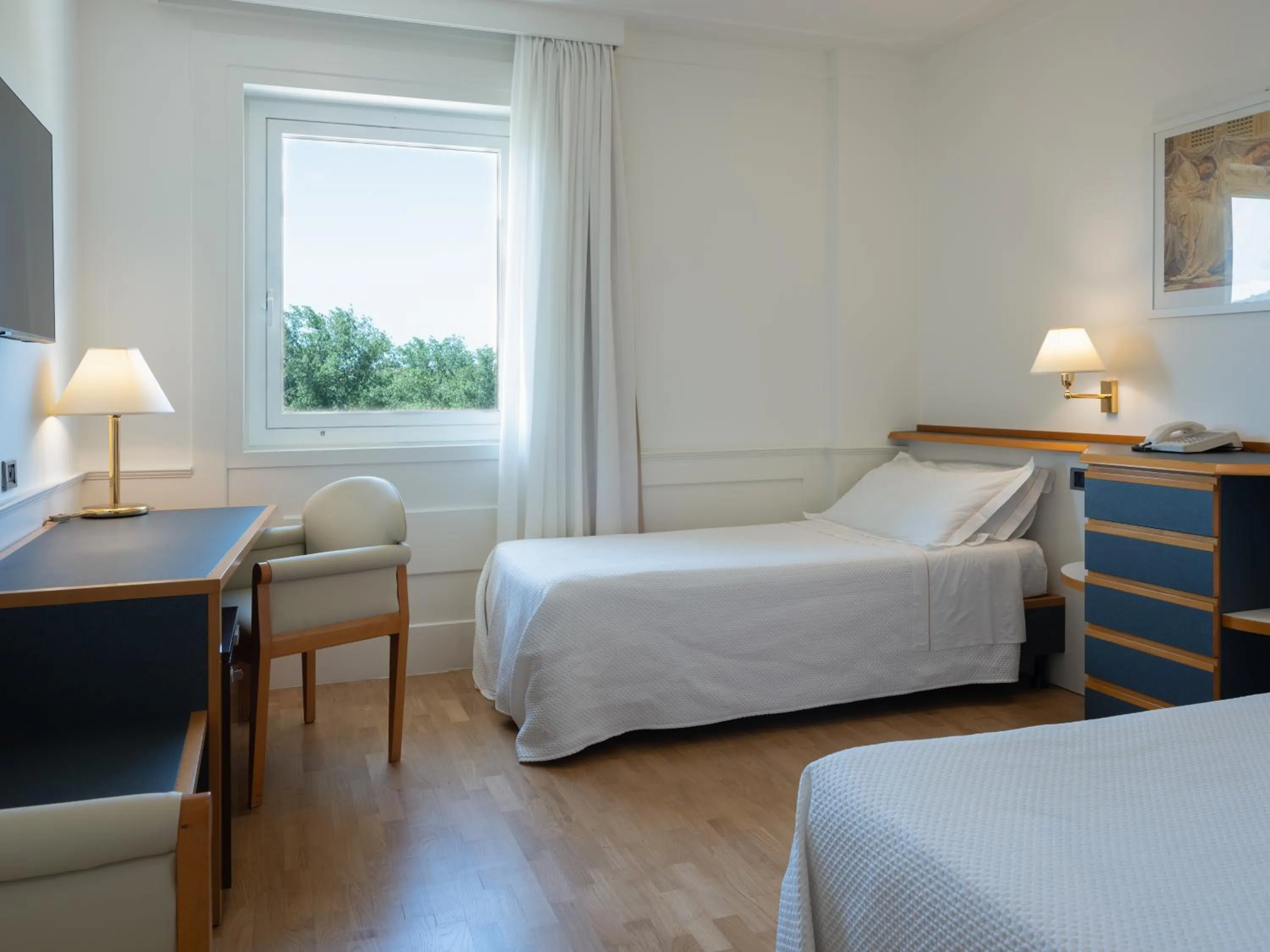 Bedroom, Bed in Mirabella Hotel