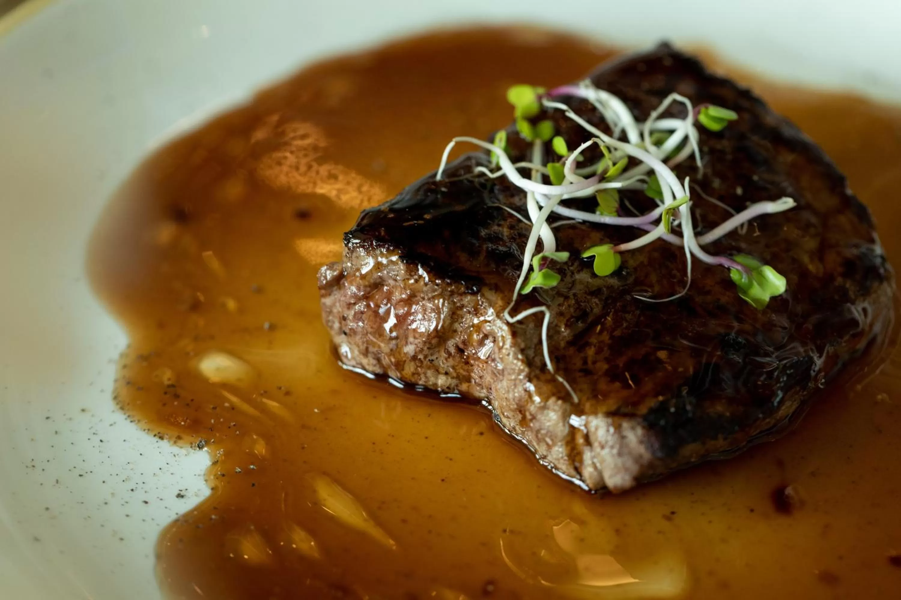 Food and drinks in Holiday Inn Express Amsterdam - North Riverside by IHG