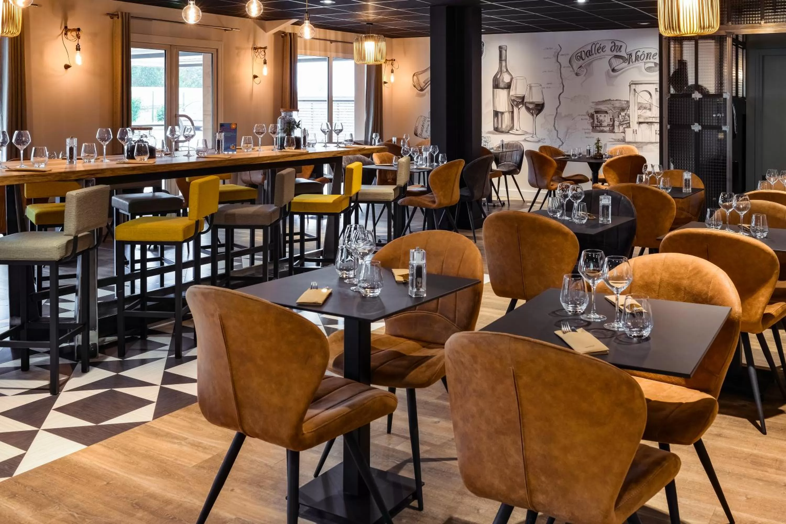 Restaurant/places to eat in Mercure Lyon Est Chaponnay