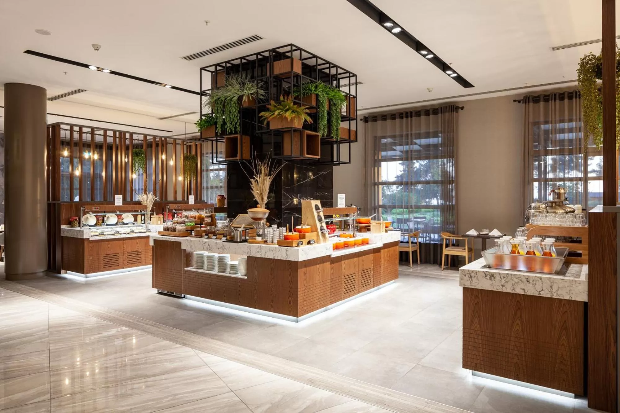 Restaurant/places to eat in Novotel Trabzon