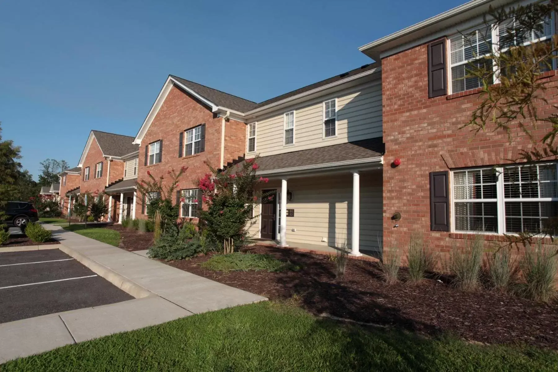 One-Bedroom Apartment in The Colonies at Williamsburg One-Bedroom Apartment in The Colonies at Williamsburg