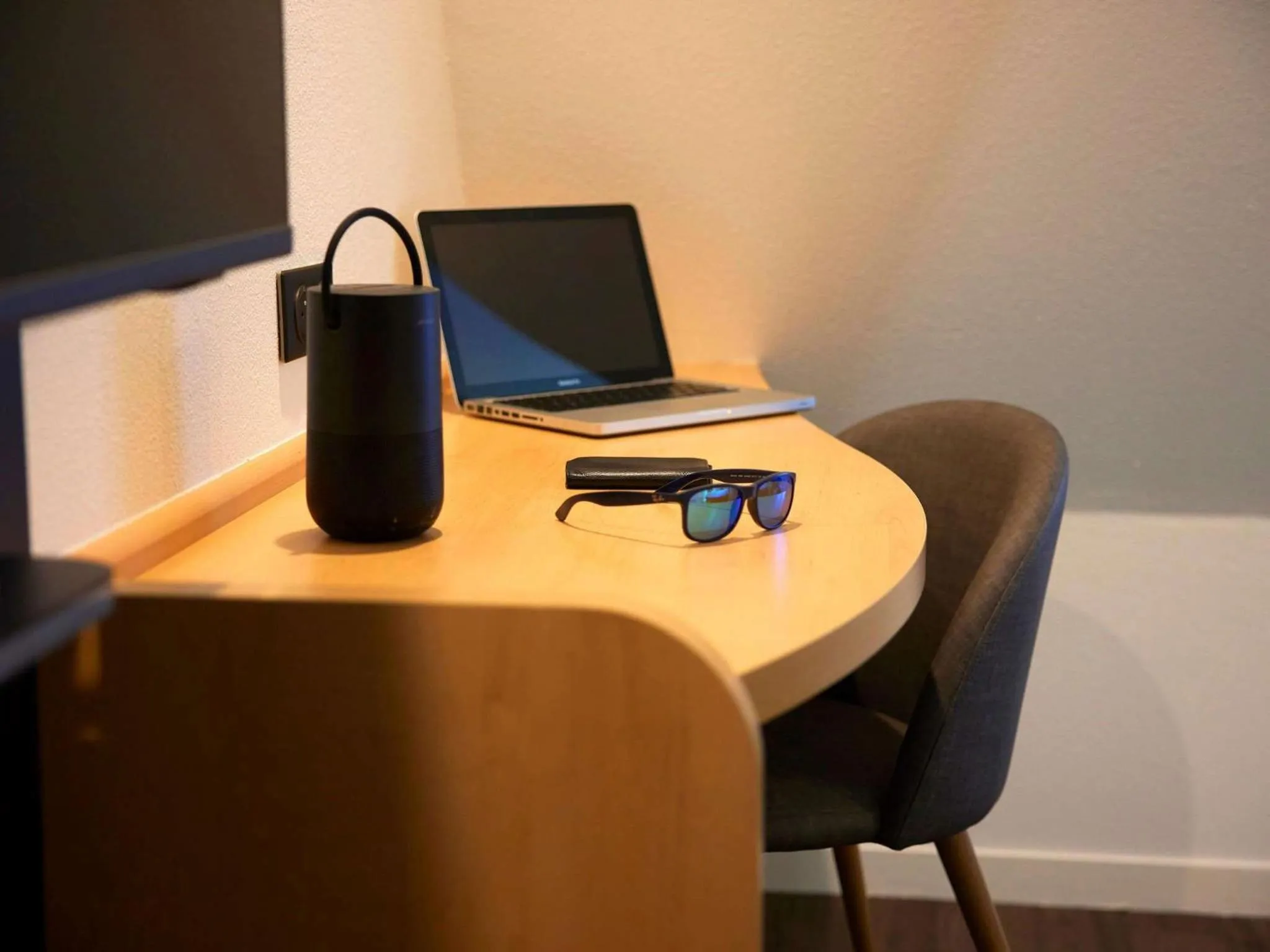 Seating area in ibis Paris Gare de Lyon Reuilly