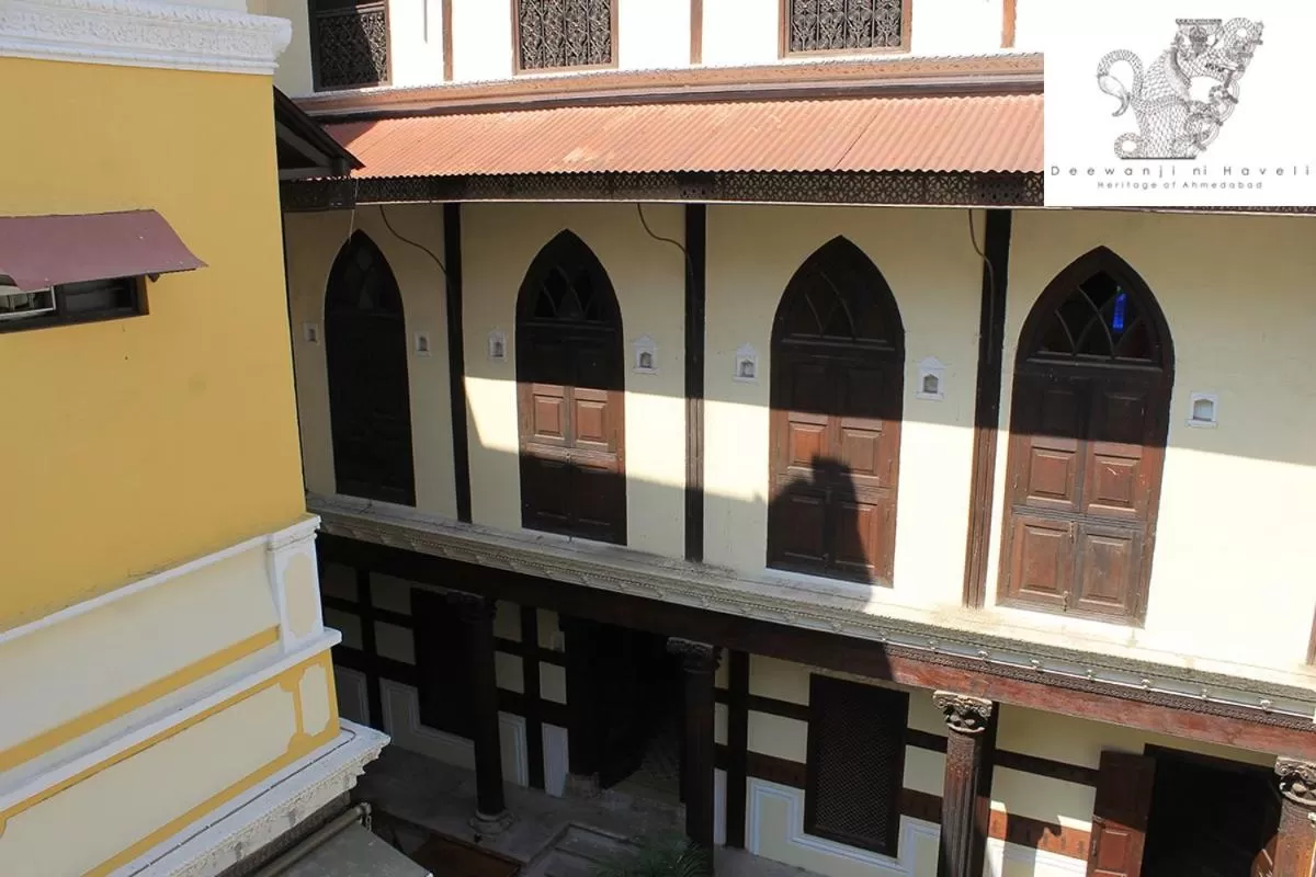 Property building in Deewanji Ni Haveli