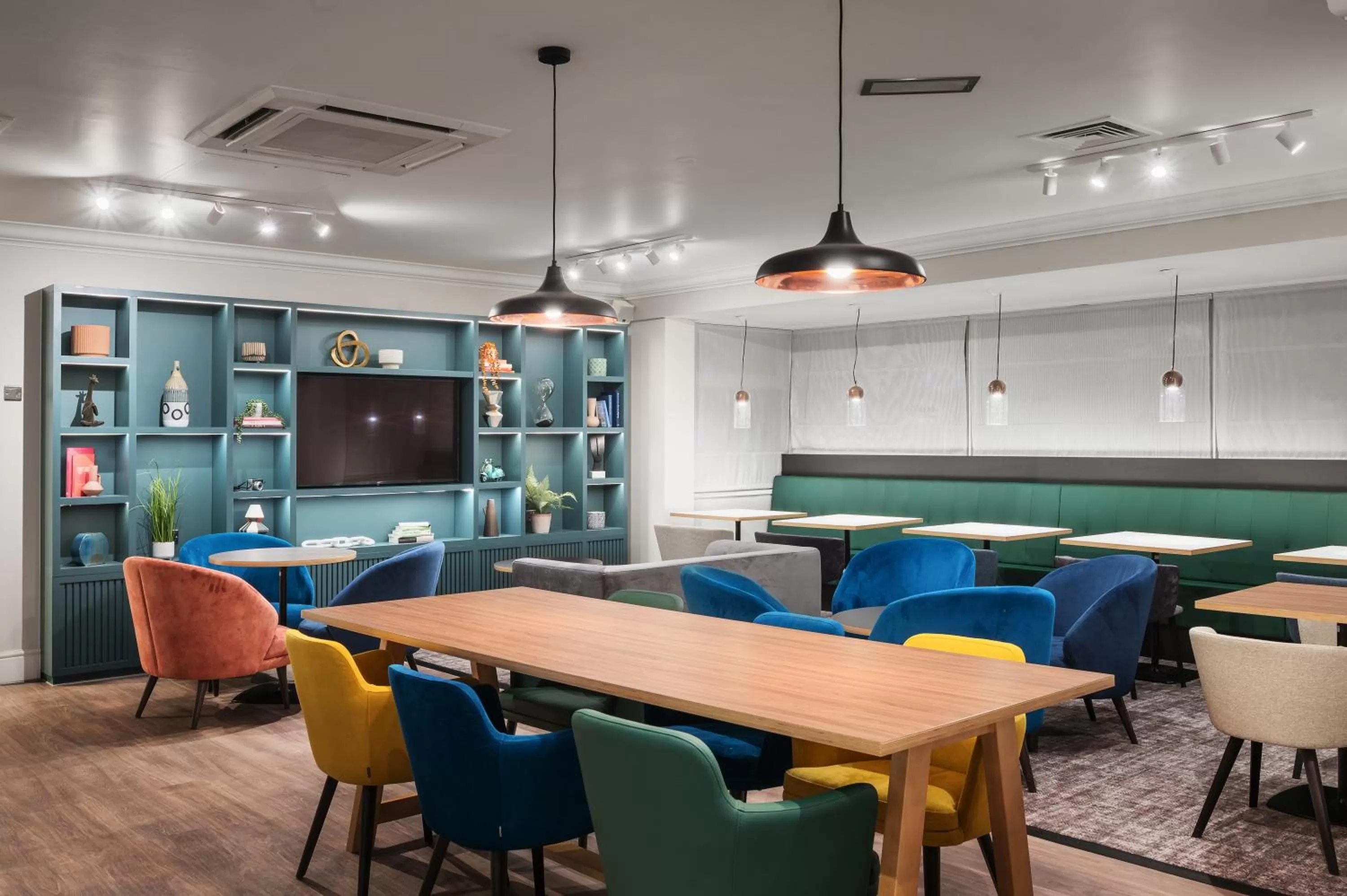 Restaurant/places to eat in Holiday Inn Derby/Nottingham by IHG