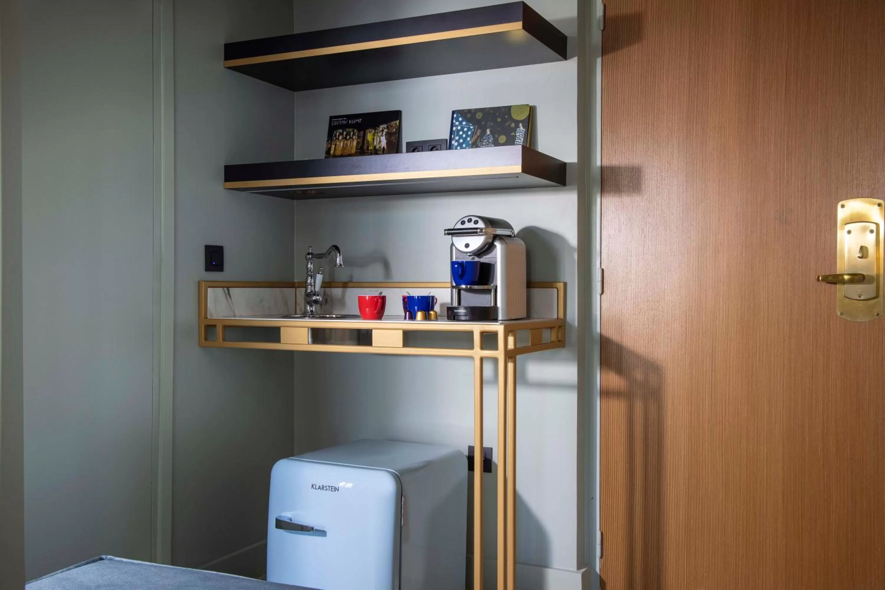 Kitchen or kitchenette in Les Jardins Du Luxembourg