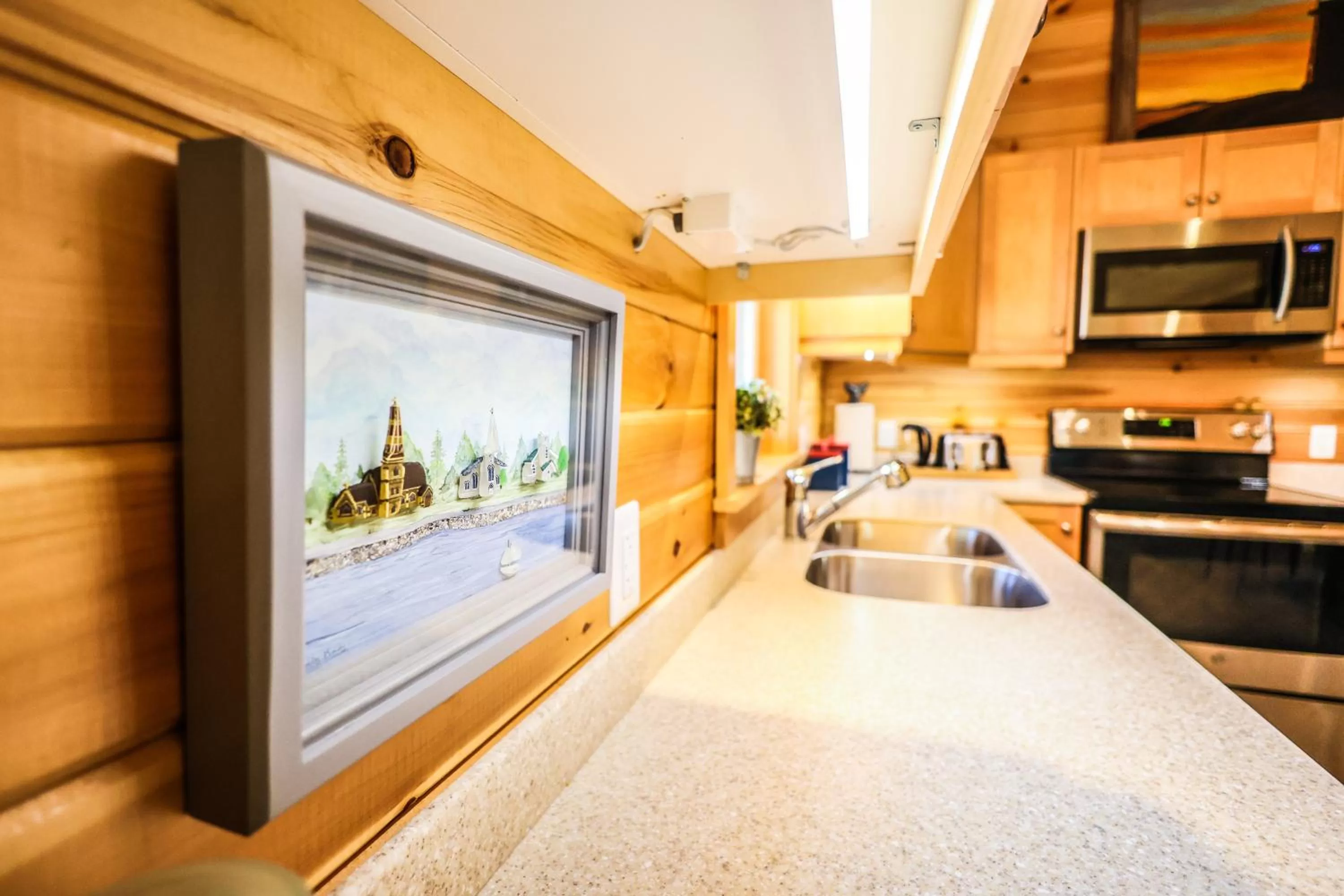 The Kitch'inn - Boutique Inn and Wine Bar