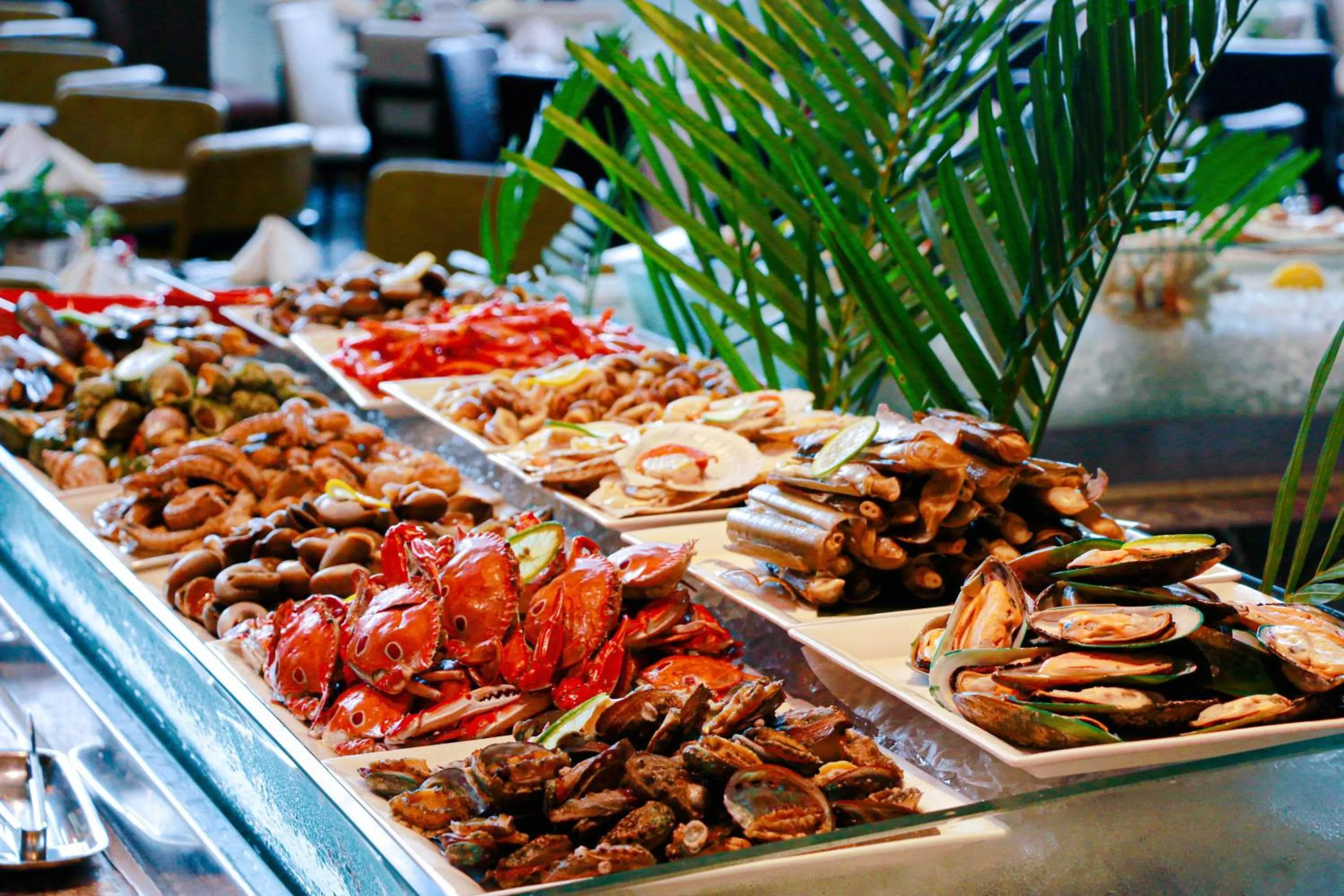 Restaurant/places to eat in Crowne Plaza Chengdu Wenjiang by IHG