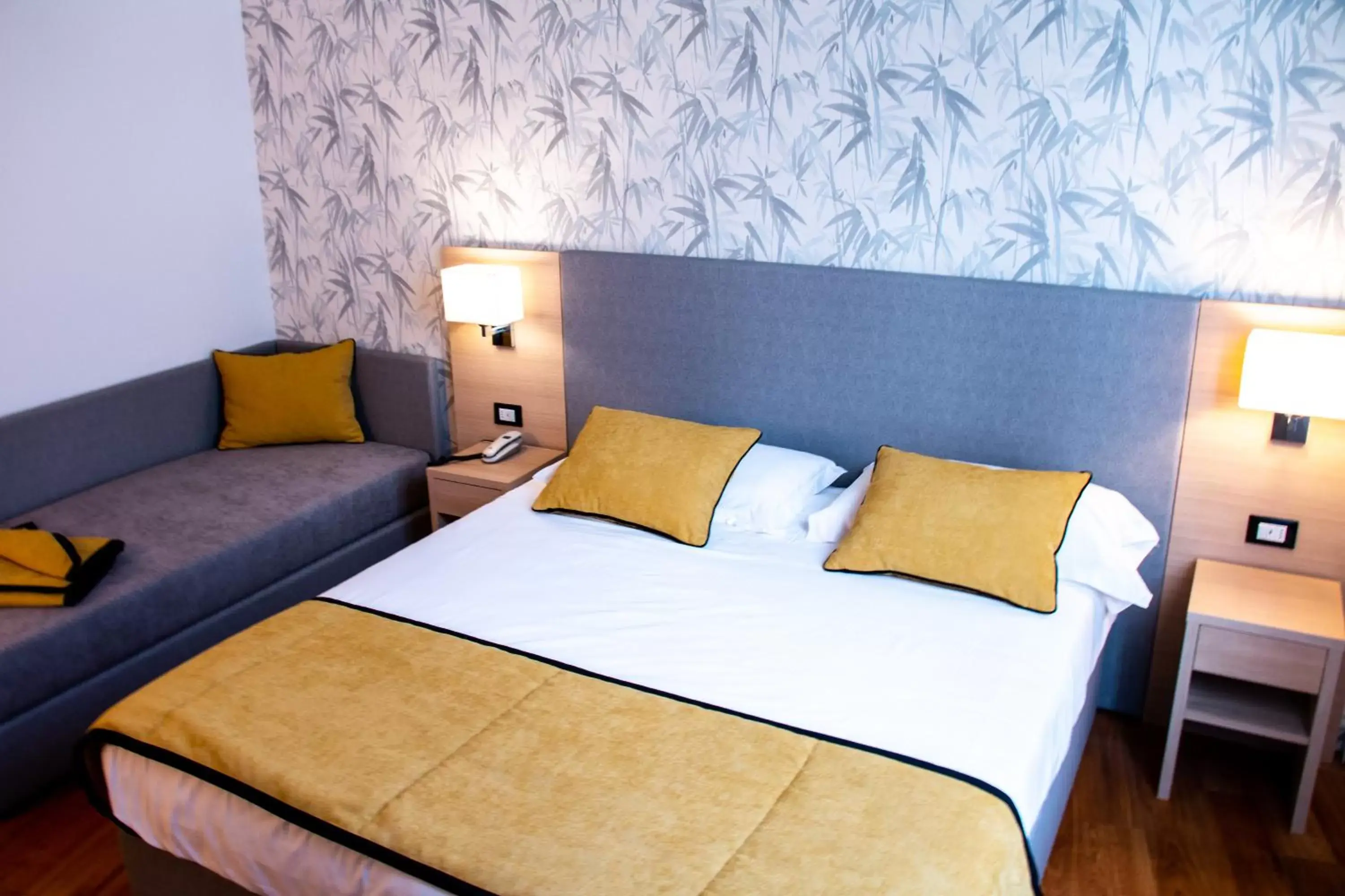 Triple Room in Hotel Accademia Triple Room in Hotel Accademia