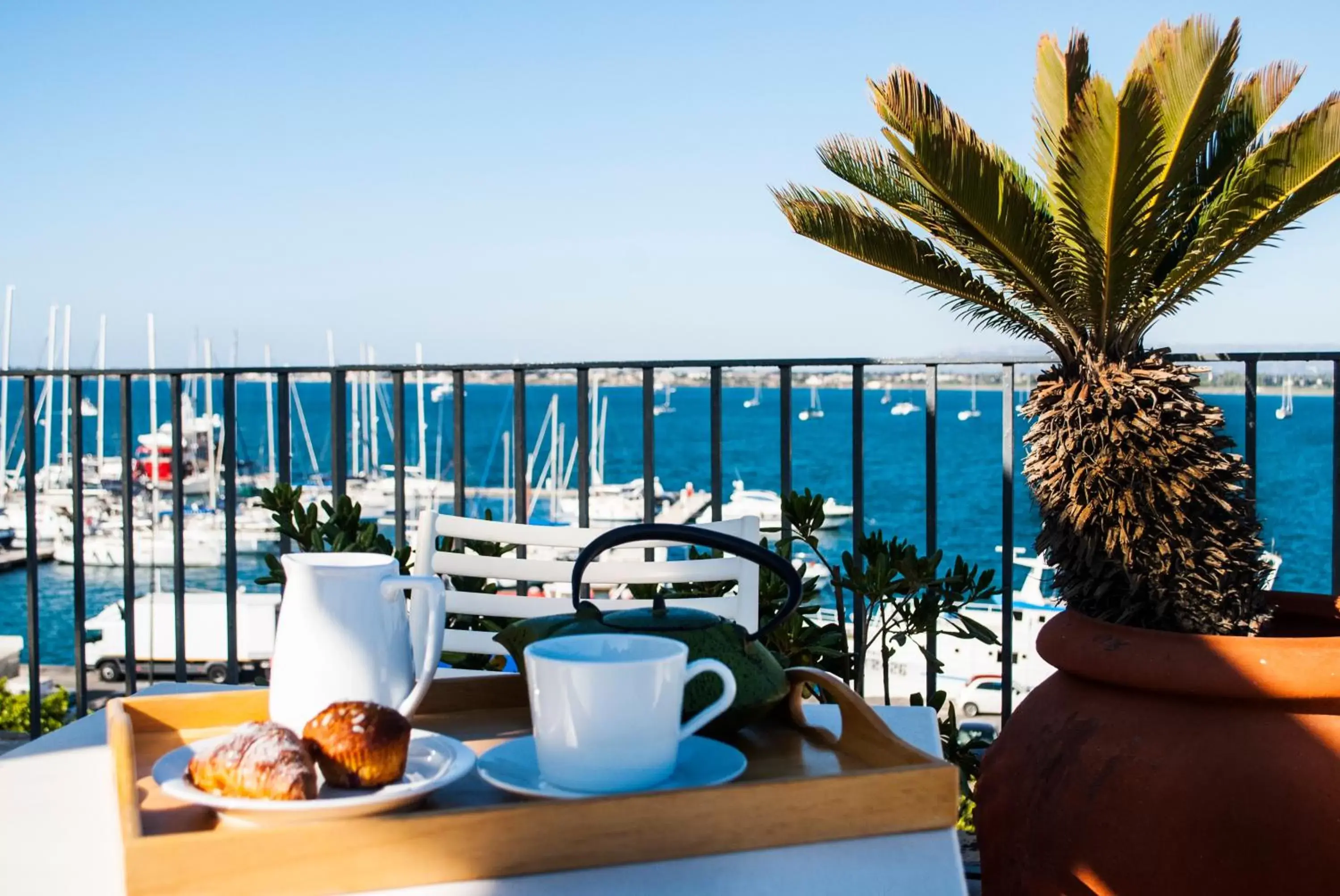 L'Approdo delle Sirene L'Approdo delle Sirene