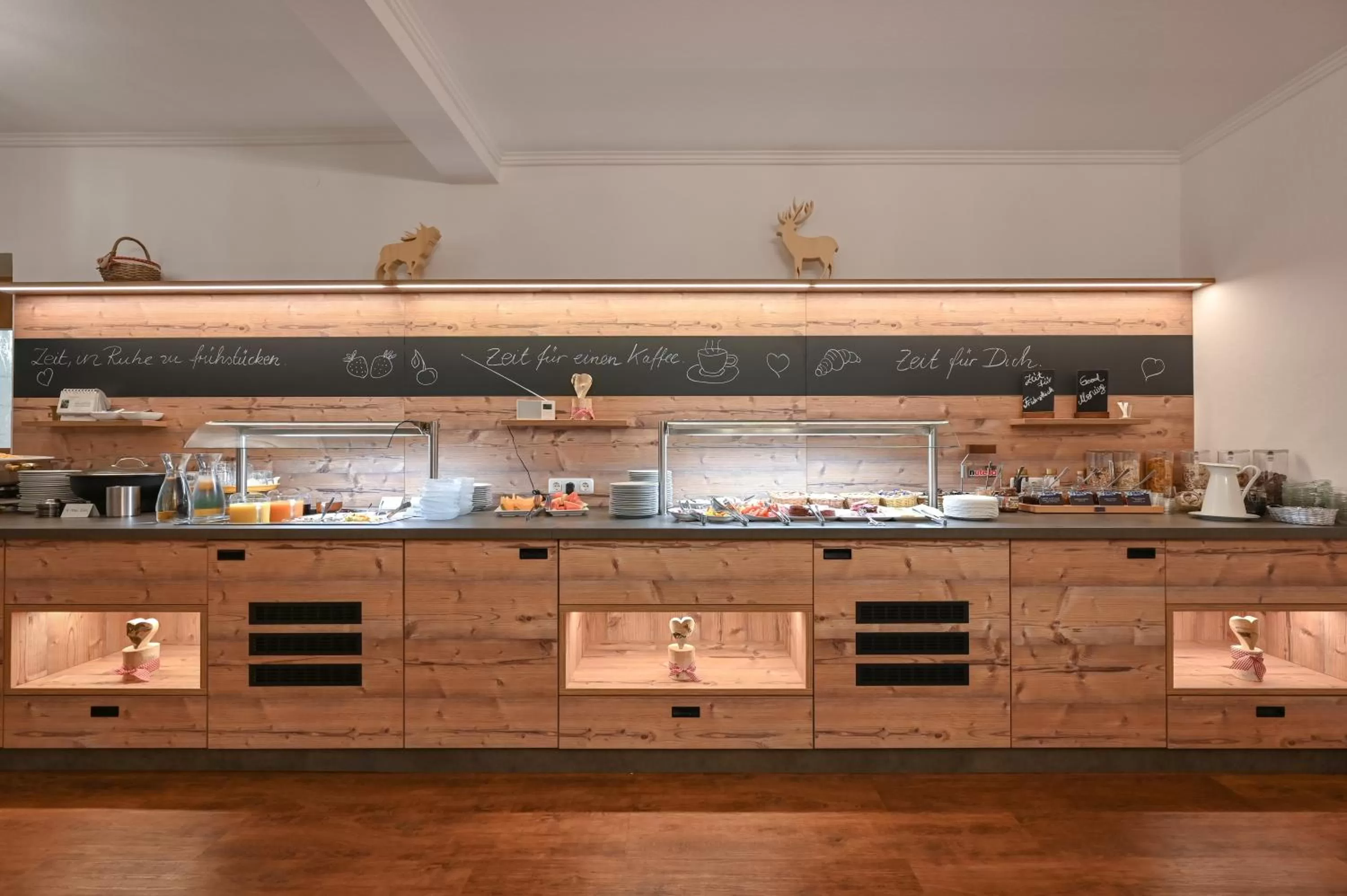 Buffet breakfast in Hotel Ruchti - Zeit für mich