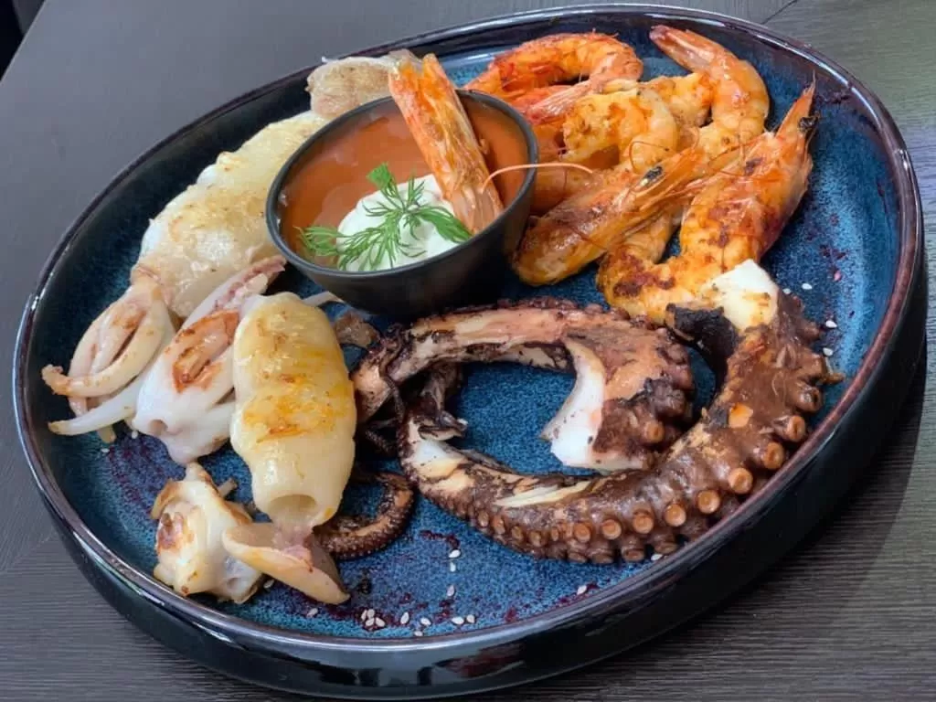 Restaurant/places to eat, Food in Grand Hotel Pogradec