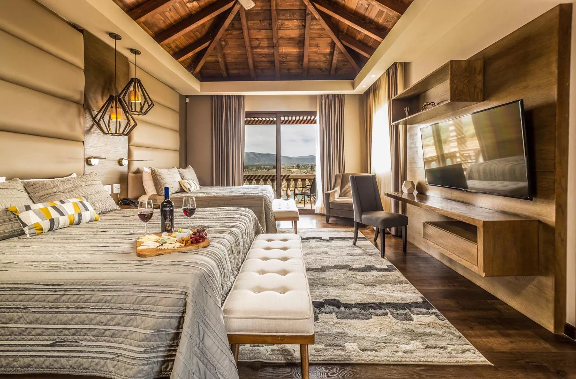 Bed in El Cielo Resort