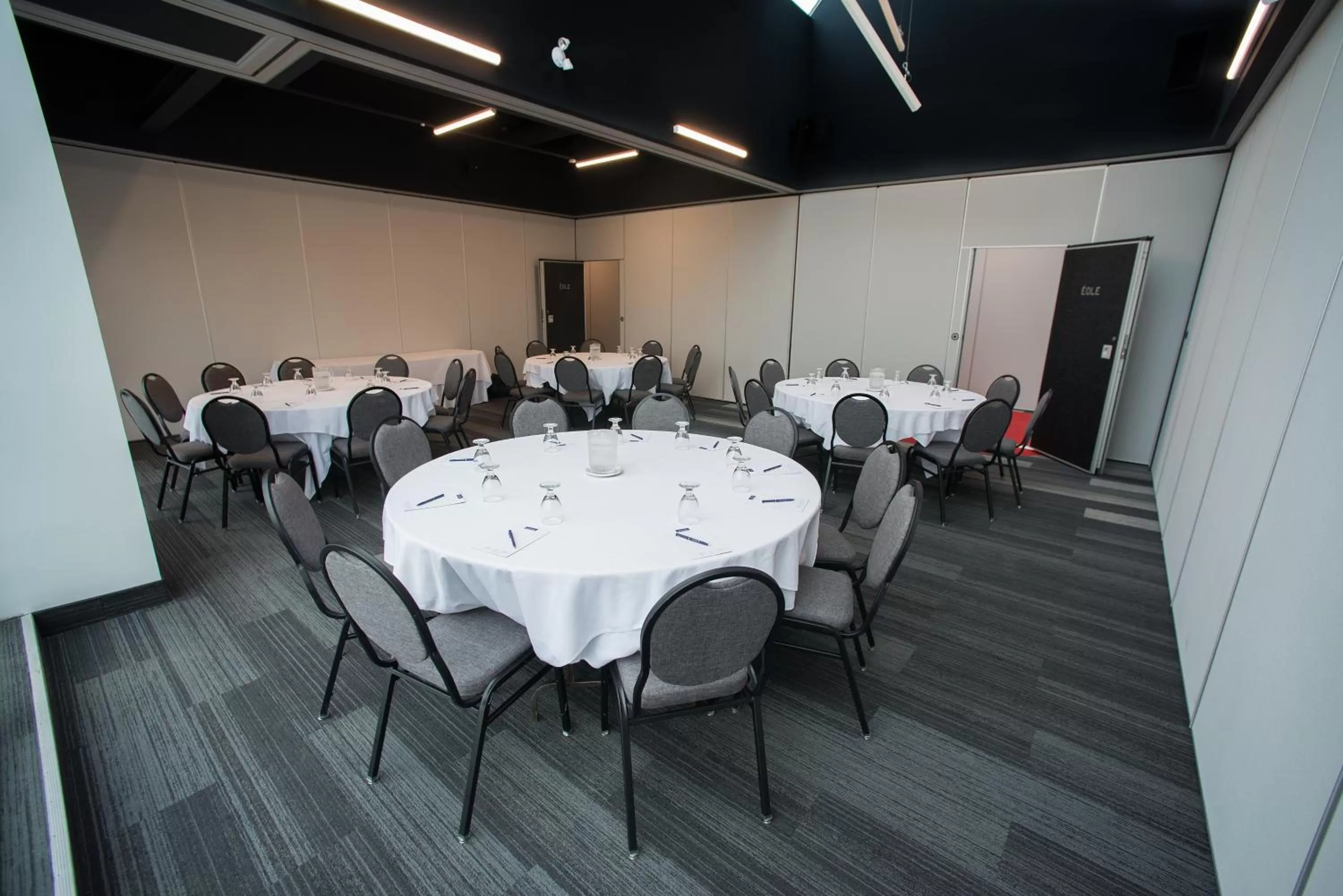 Business facilities in Riotel Matane