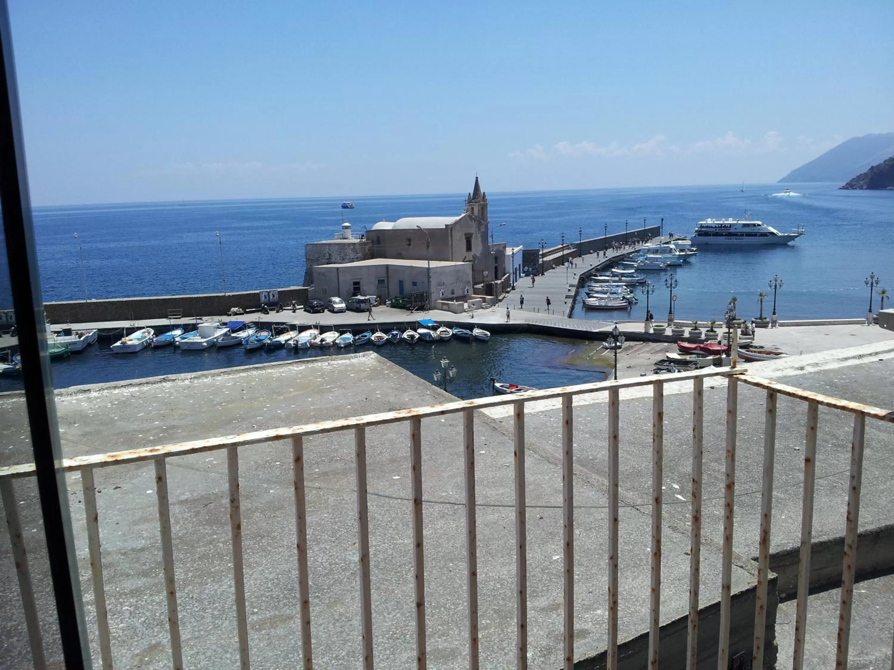 Day, Sea View in B&B Ventura
