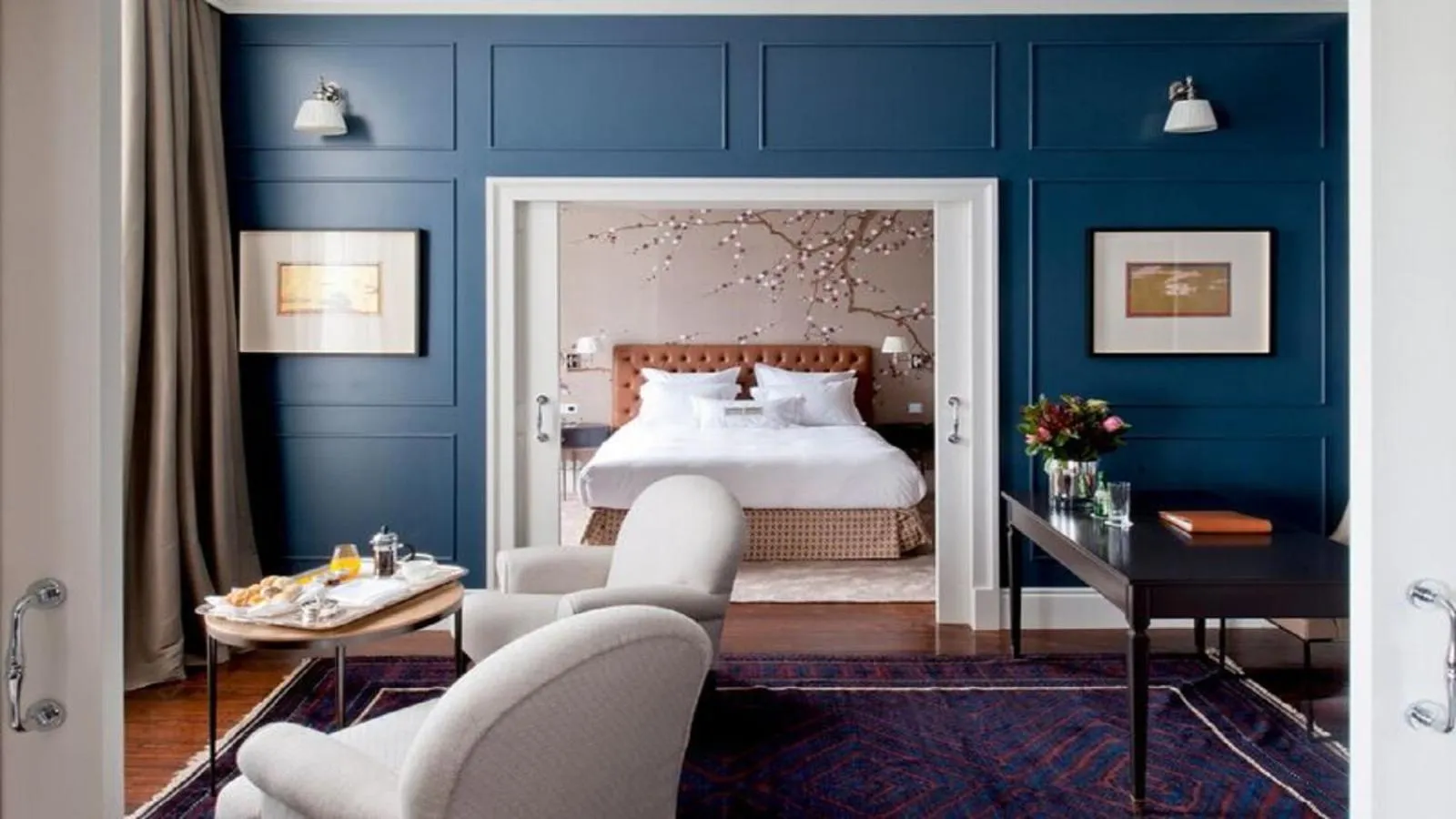 Living room, Bed in Vidago Palace