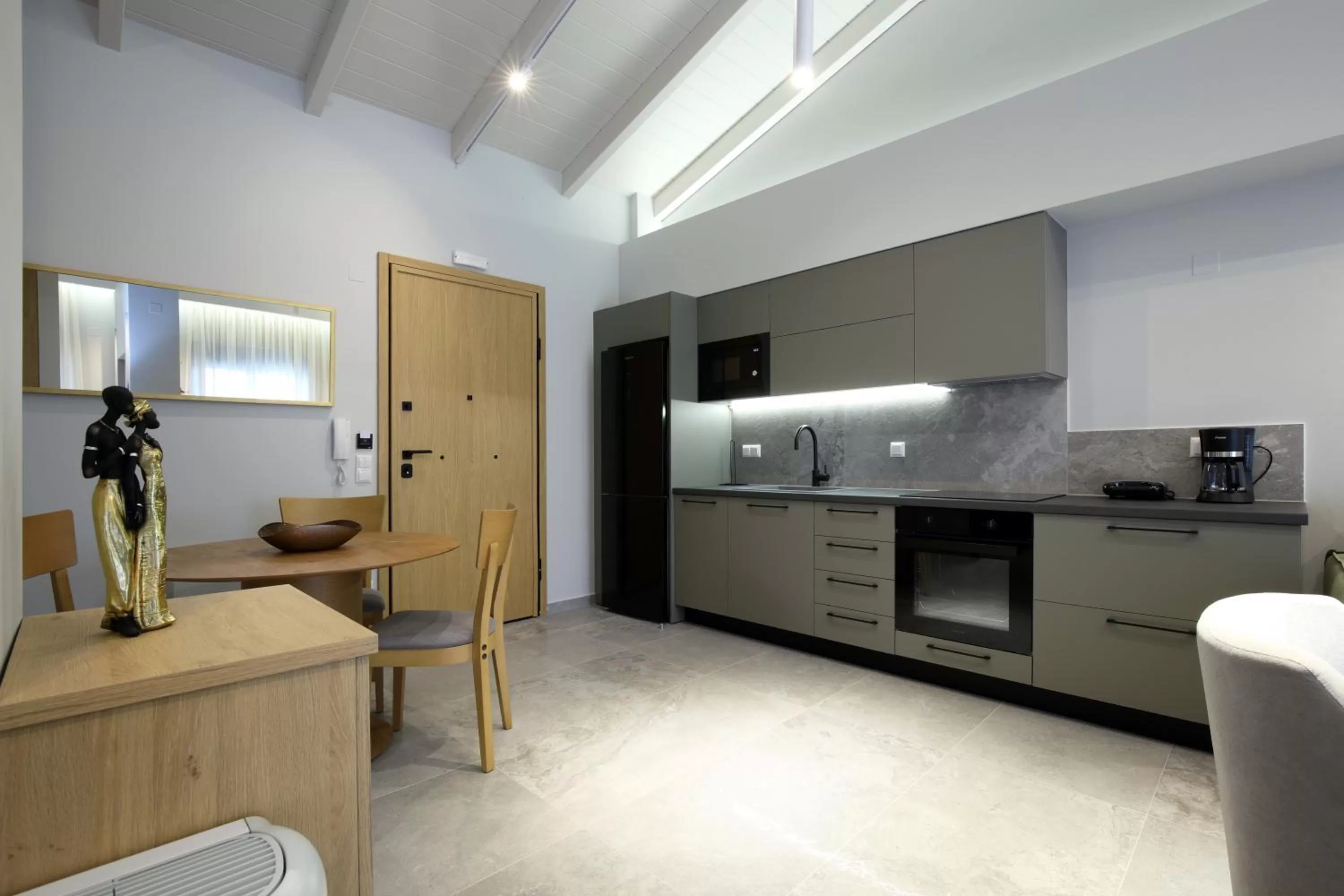 Kitchen or kitchenette in Carabella Residence