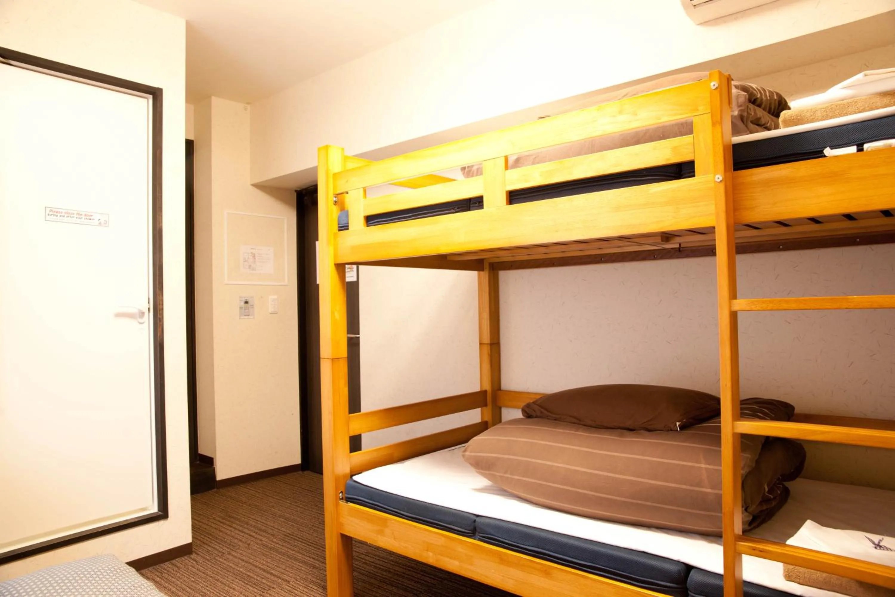 Photo of the whole room, Bed in K's House Tokyo Oasis - Quality Hostel in Asakusa