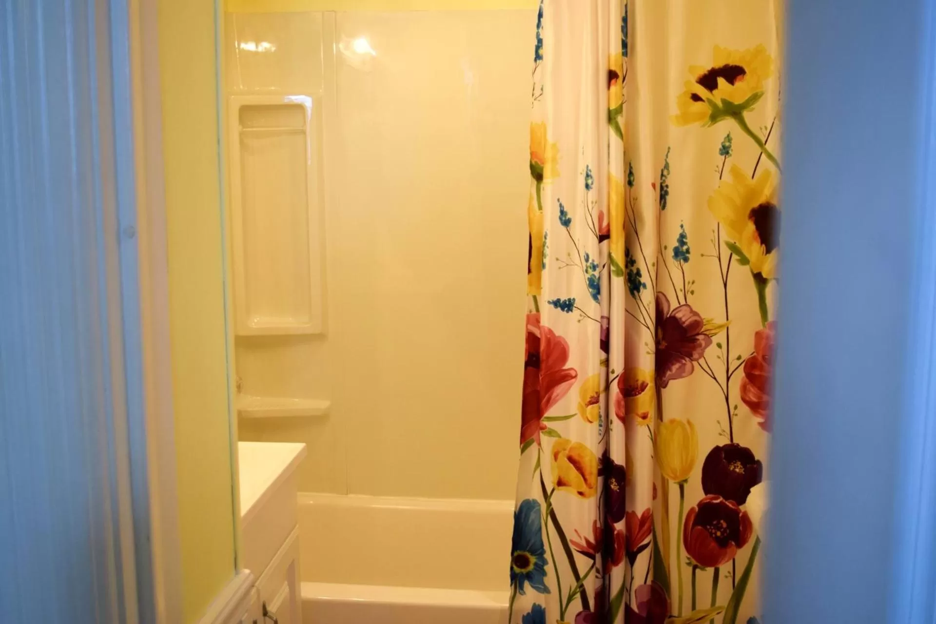 Bathroom in The Muse Gallery Guesthouse