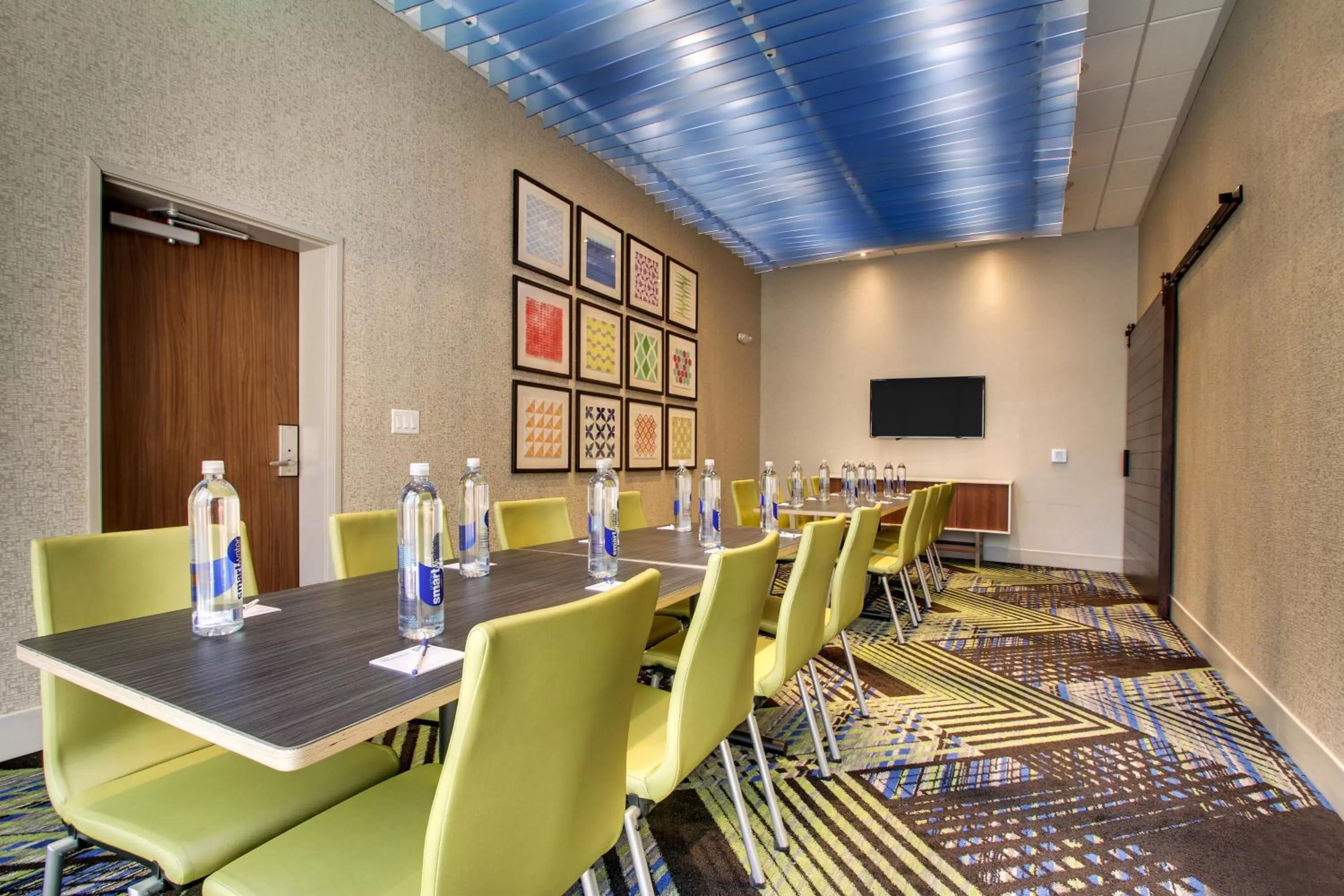 Meeting/conference room in Holiday Inn Express & Suites - Summerville by IHG