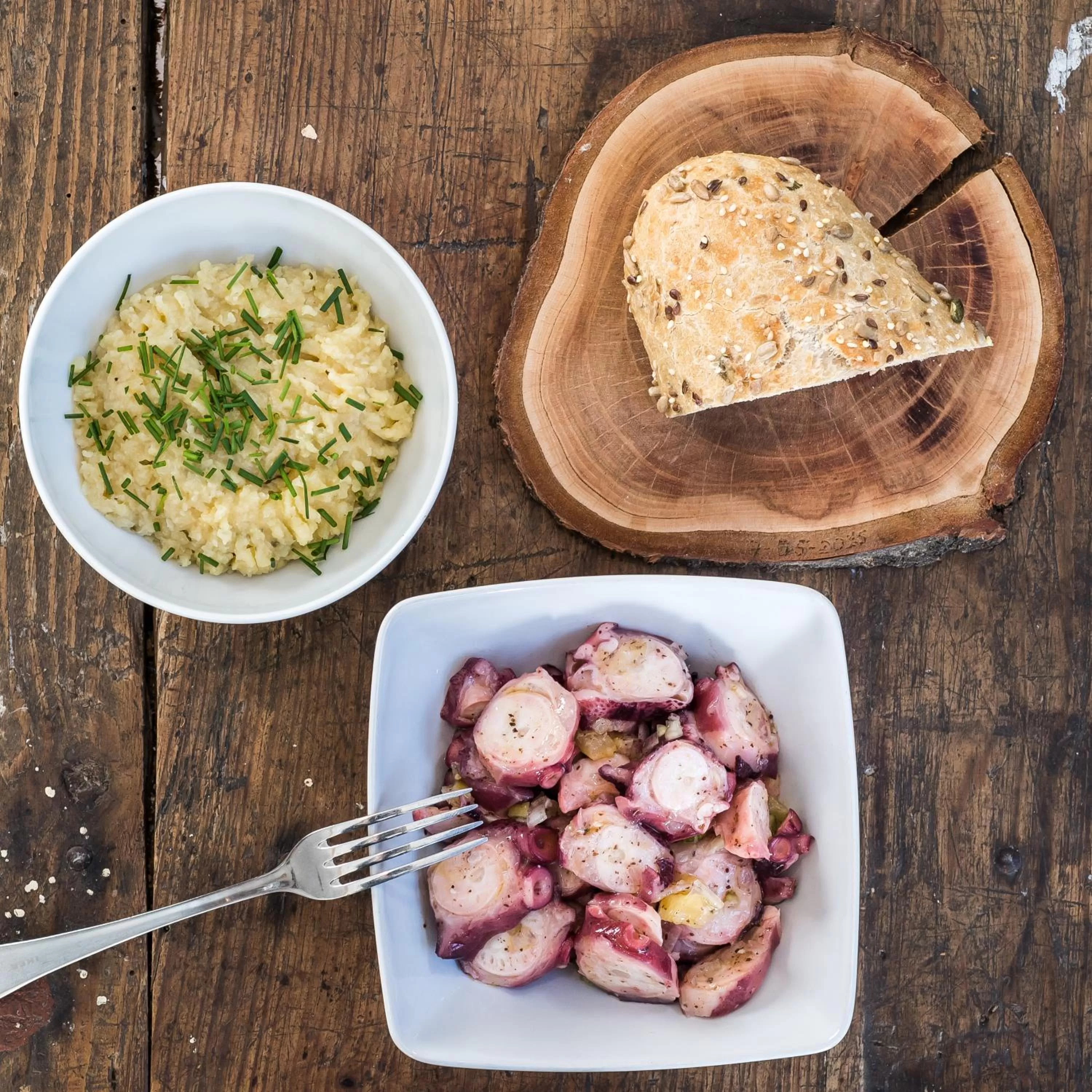 Restaurant/places to eat in Maison Volver