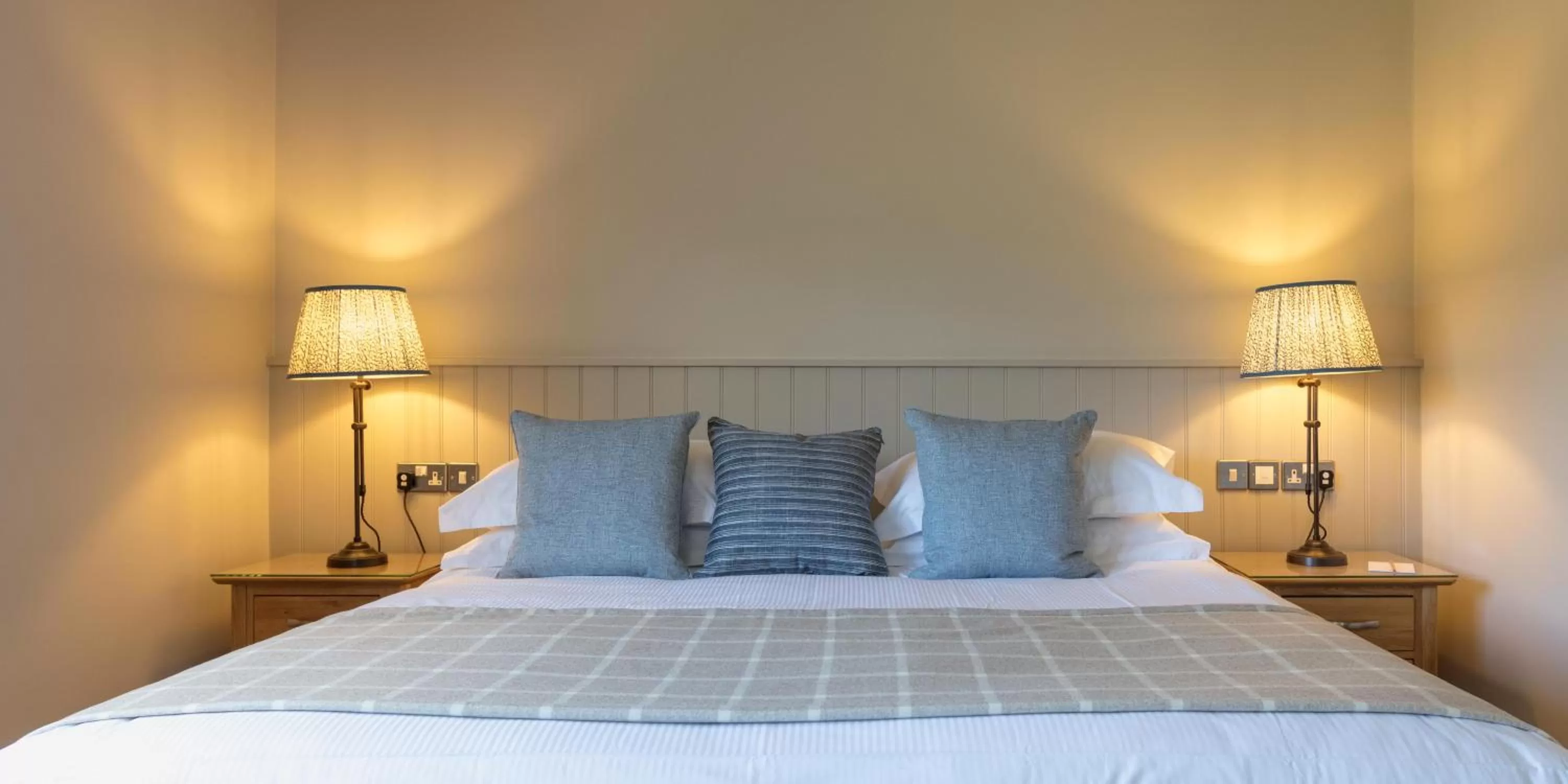 Bed in Farlam Hall Hotel & Restaurant