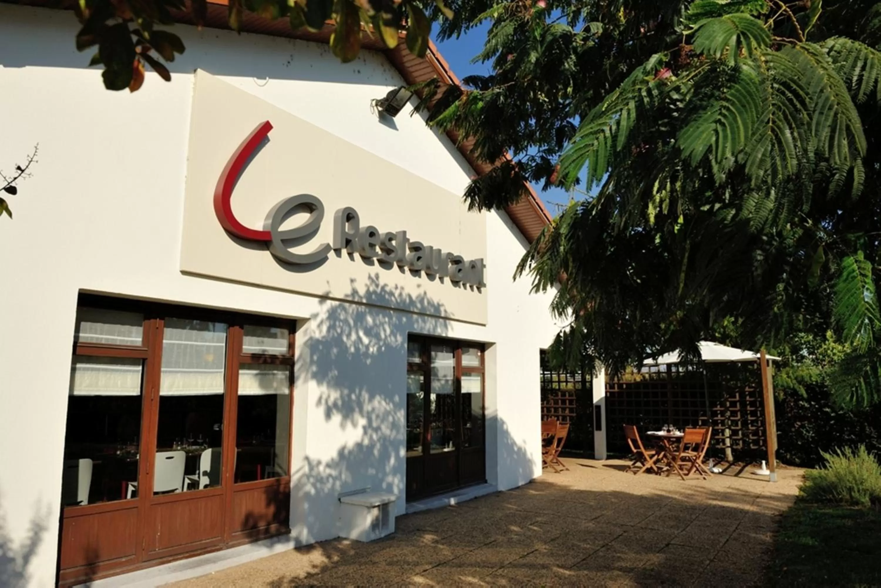 Restaurant/places to eat in Campanile Toulouse Sesquieres