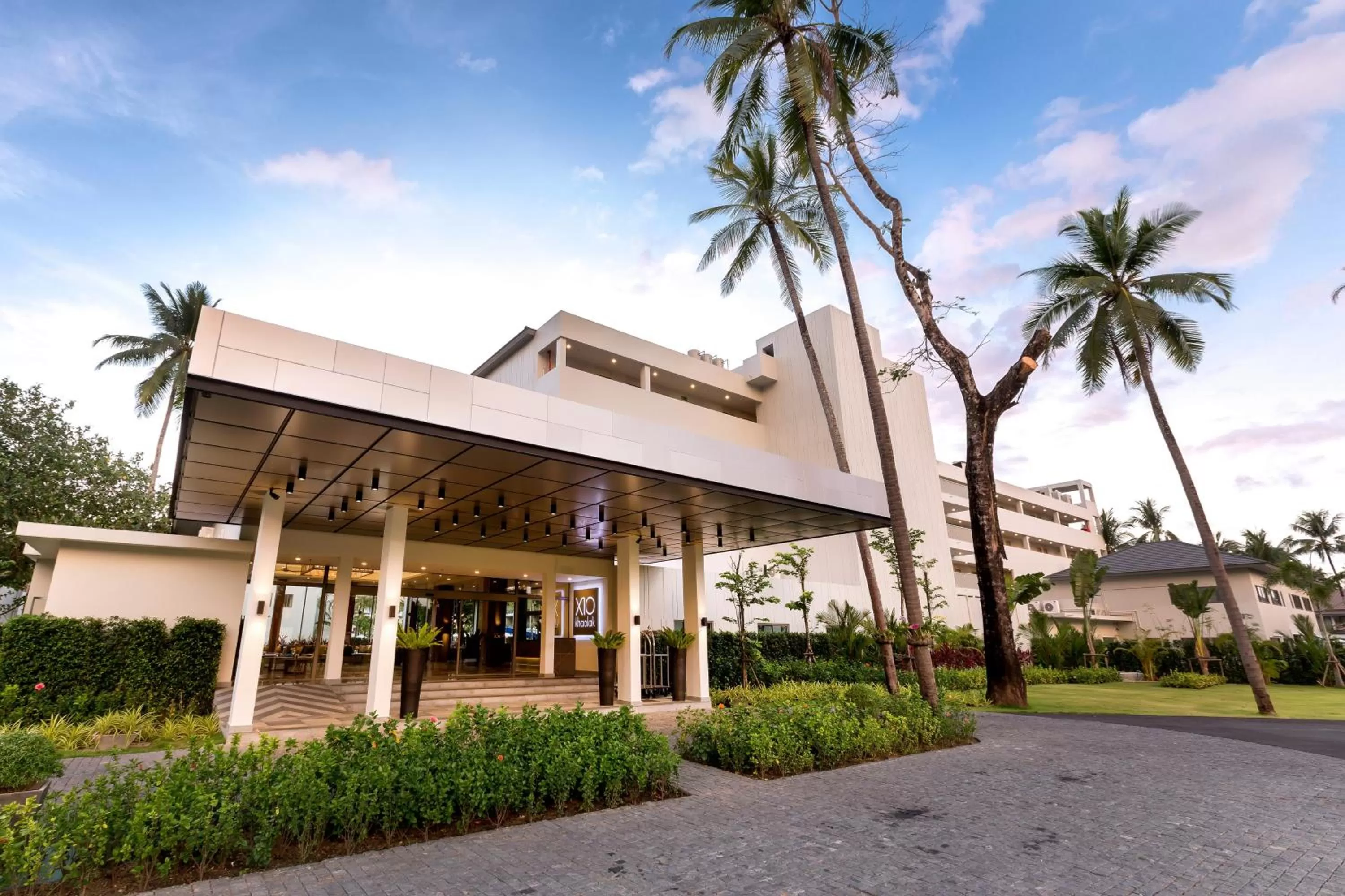 Property building in X10 Khaolak Resort