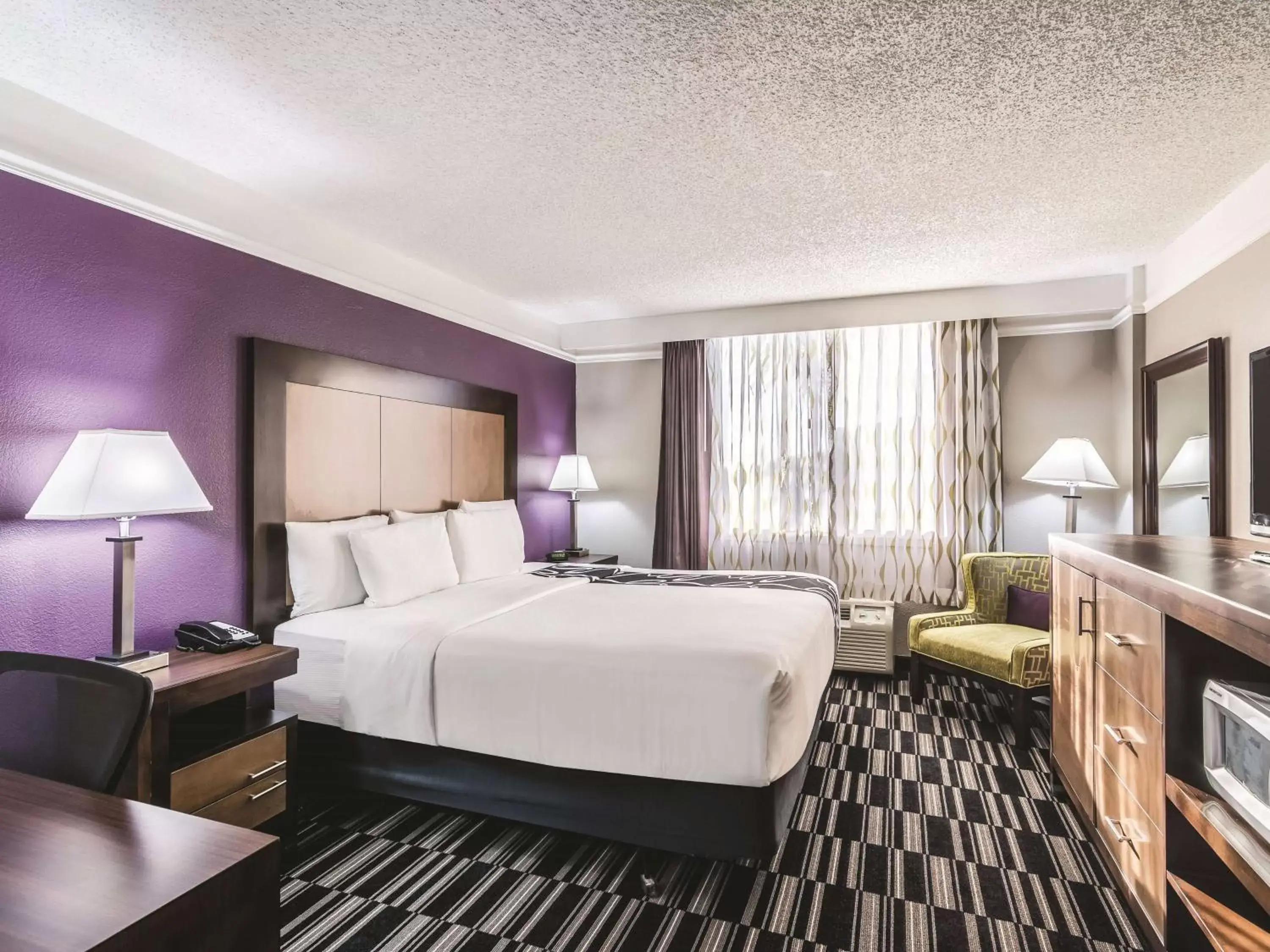 King Room - Non-Smoking in La Quinta Inn by Wyndham Jupiter King Room - Non-Smoking in La Quinta Inn by Wyndham Jupiter