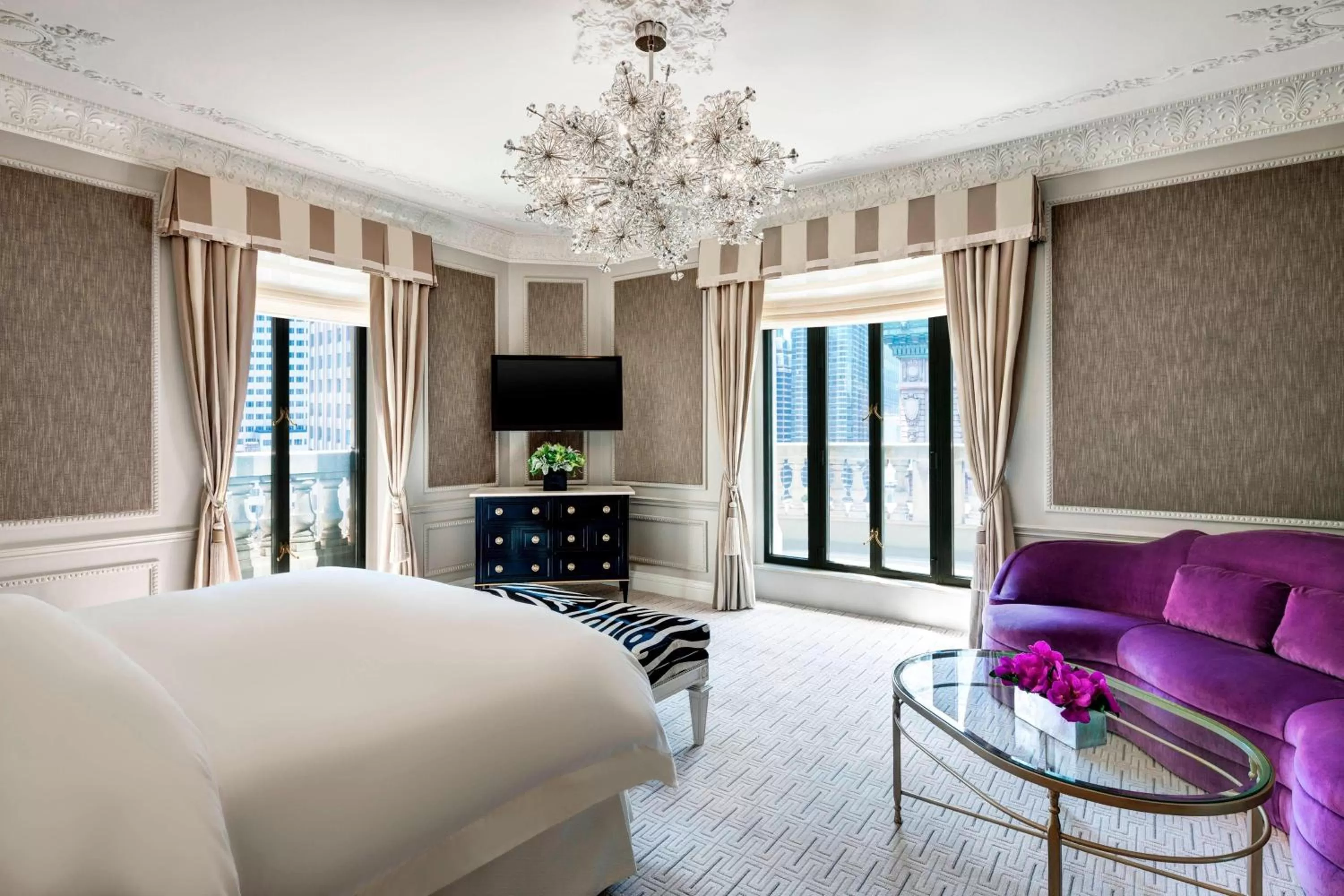 Bedroom, Bed in The St. Regis New York