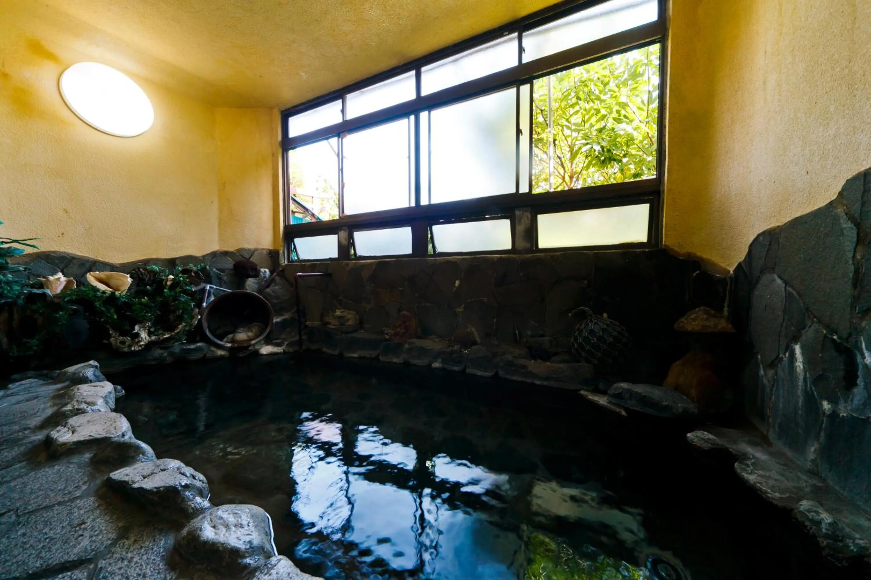 Hot Spring Bath in Manten-no-Hoshi