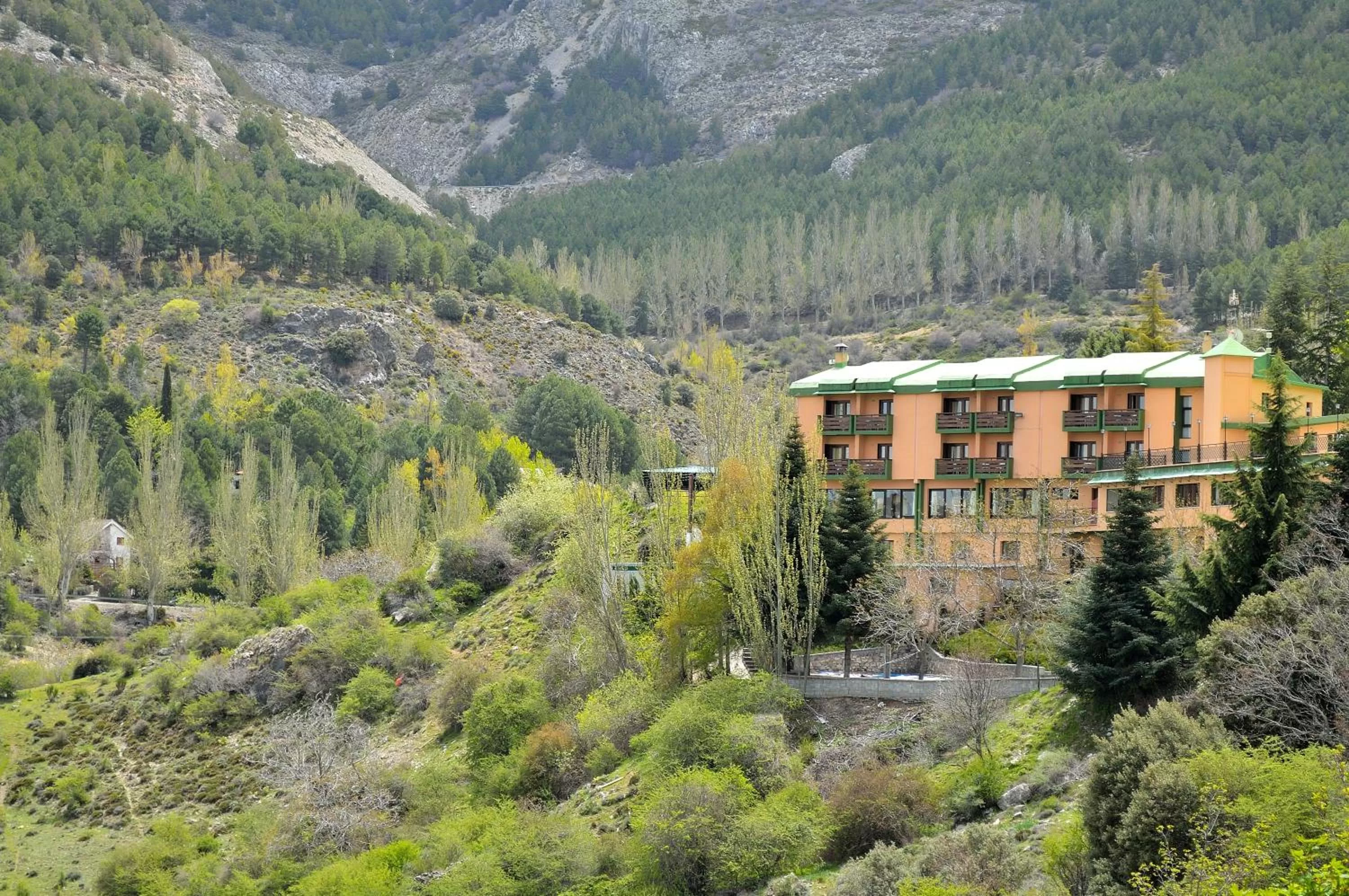 Property building in Hotel El Guerra