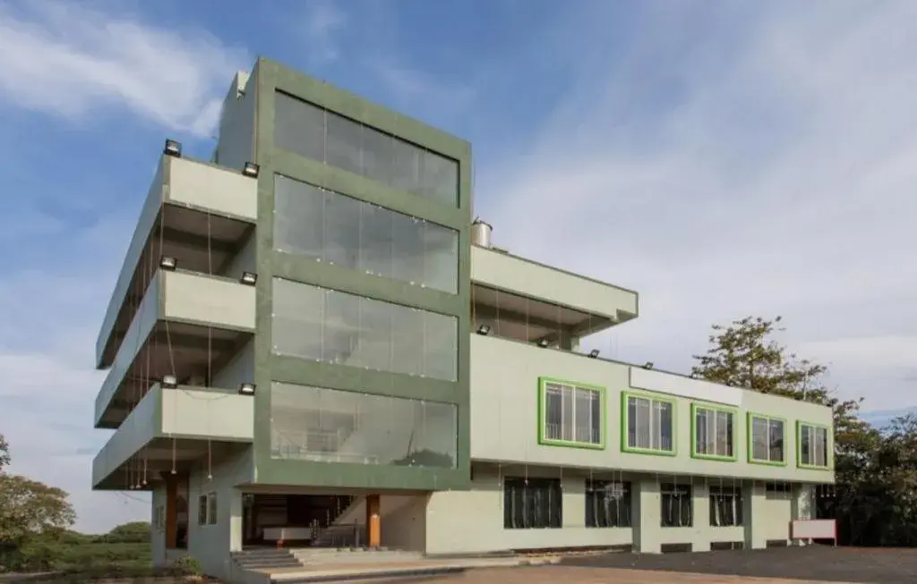 Property Building in Hotel Kanchan Palace Property Building in Hotel Kanchan Palace