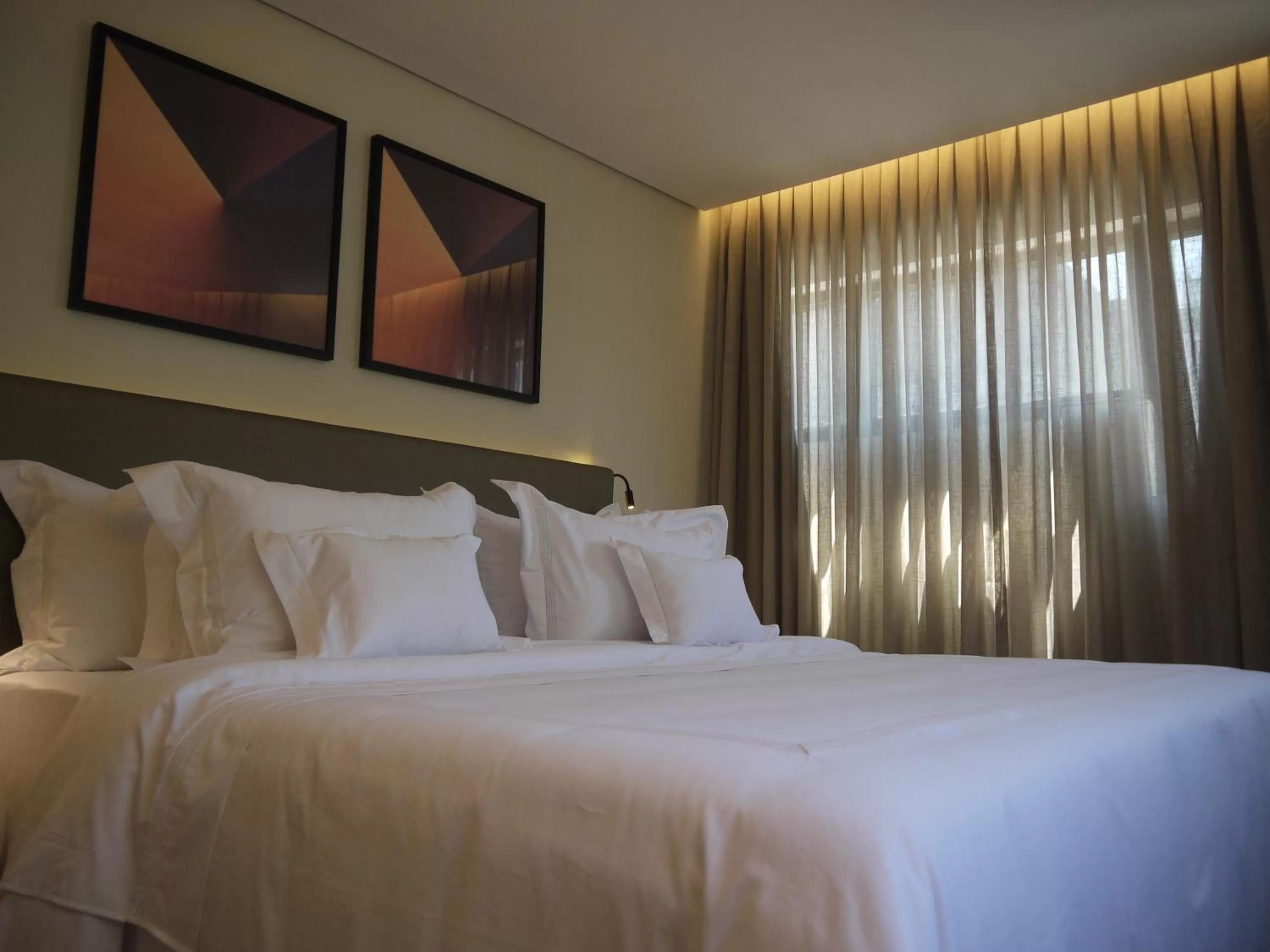 Premium Suite with Bath in Royal Jardins Boutique Hotel