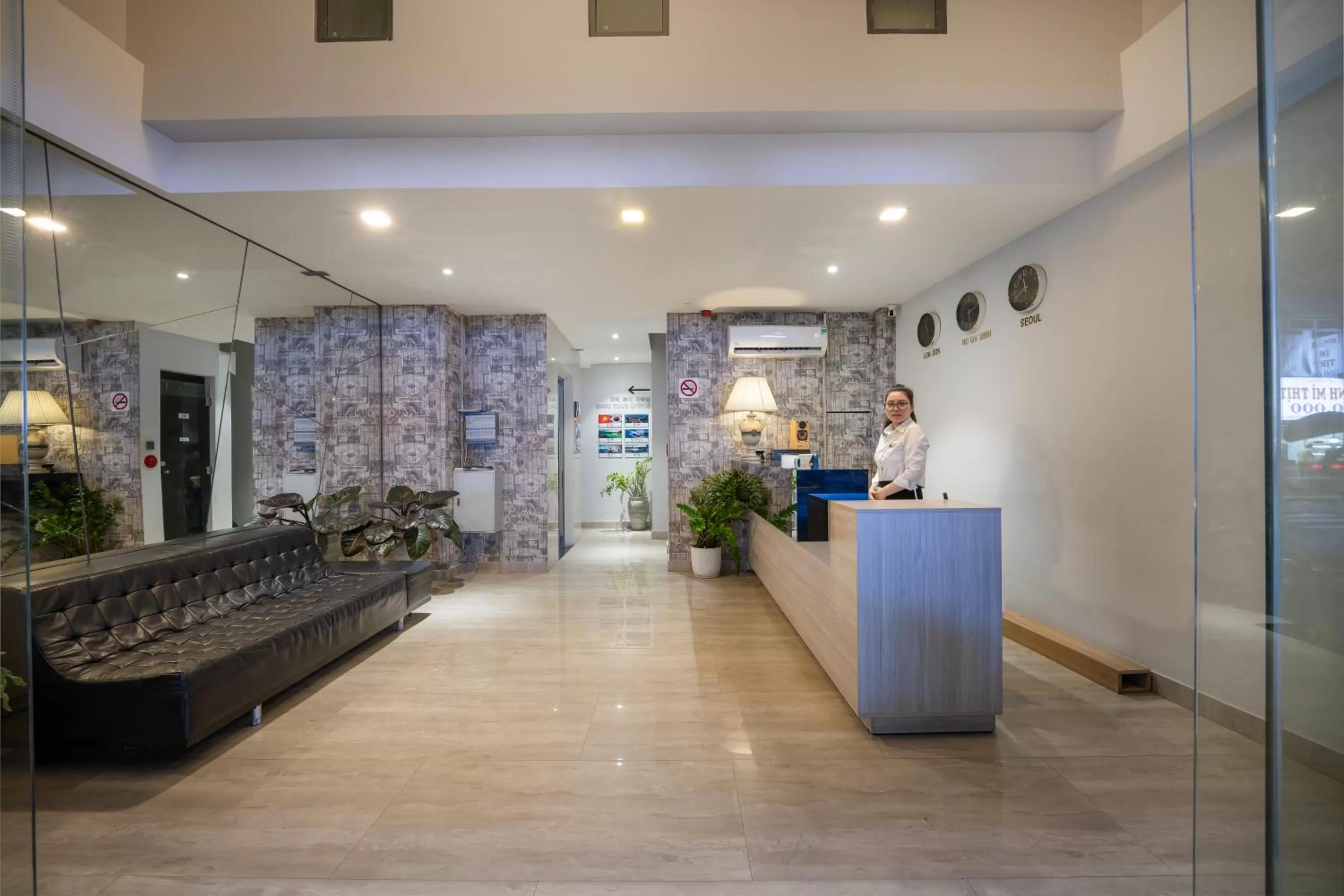 Communal lounge/ TV room in Mari Queen Hotel - Bui Thi Xuan