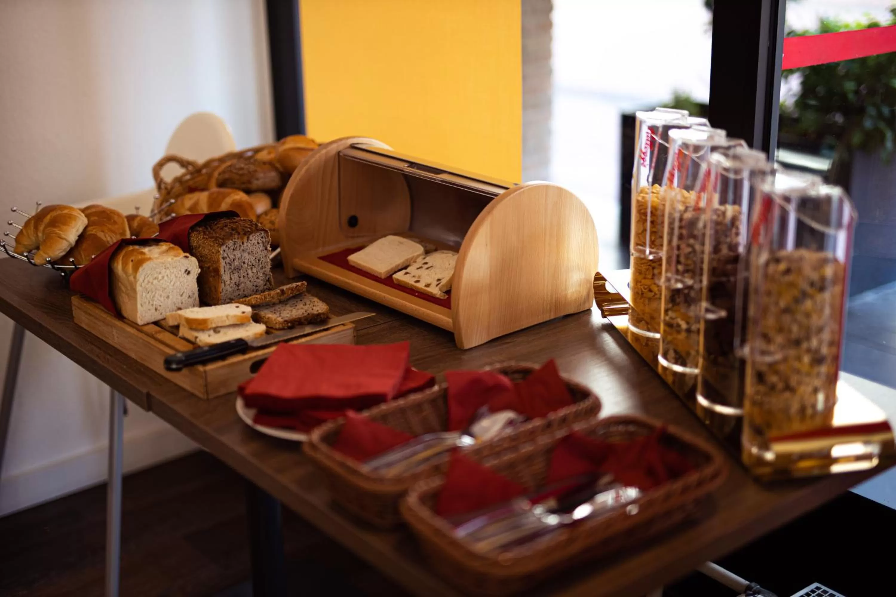 Buffet breakfast in Montana Hotel Köln-Bonn Airport