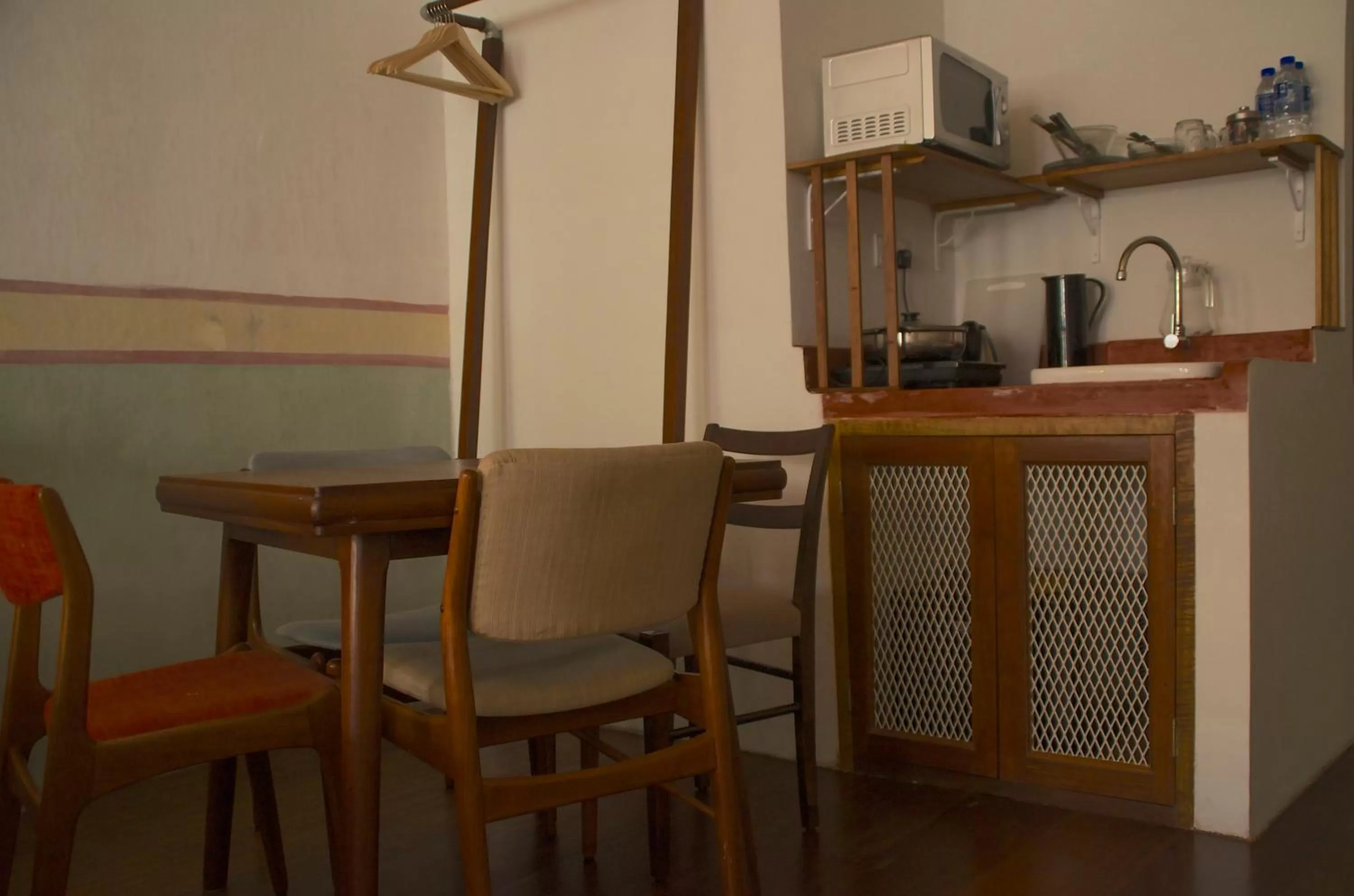 Kitchen or kitchenette in Ren I Tang Heritage Inn