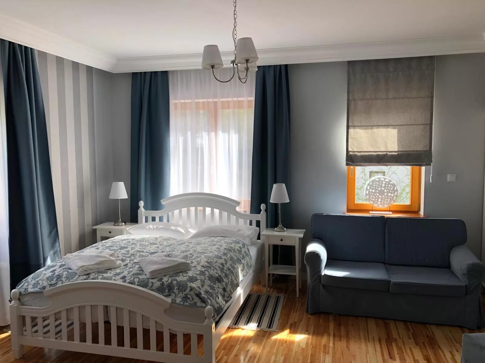 Bed in Willa 4 Pory Roku & Uznam