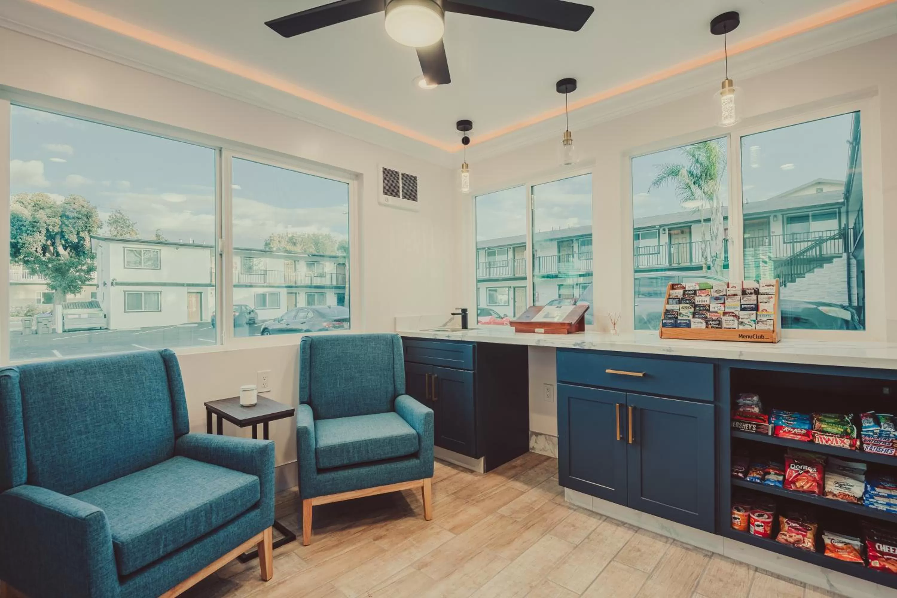 Lobby or reception in Blufftop Inn & Suites - Wharf/Restaurant District