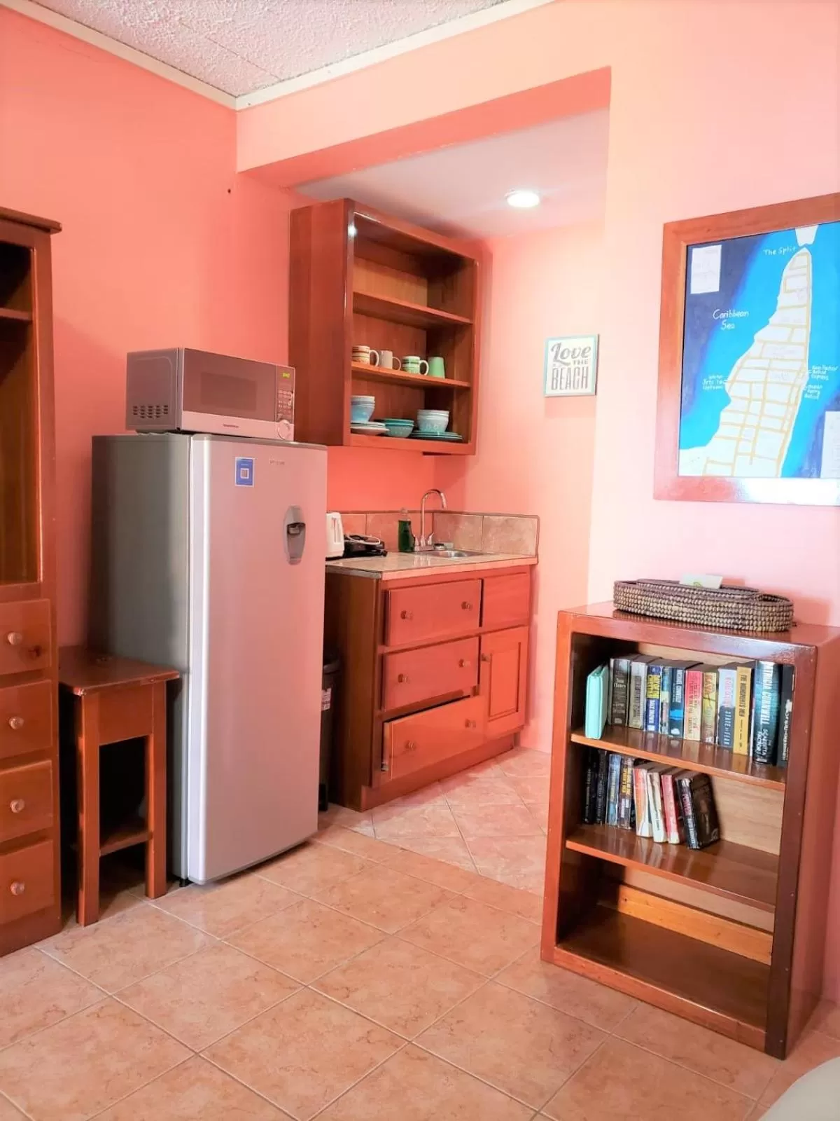 Kitchen/Kitchenette in Beach Side Condos Caye Caulker by CCVH