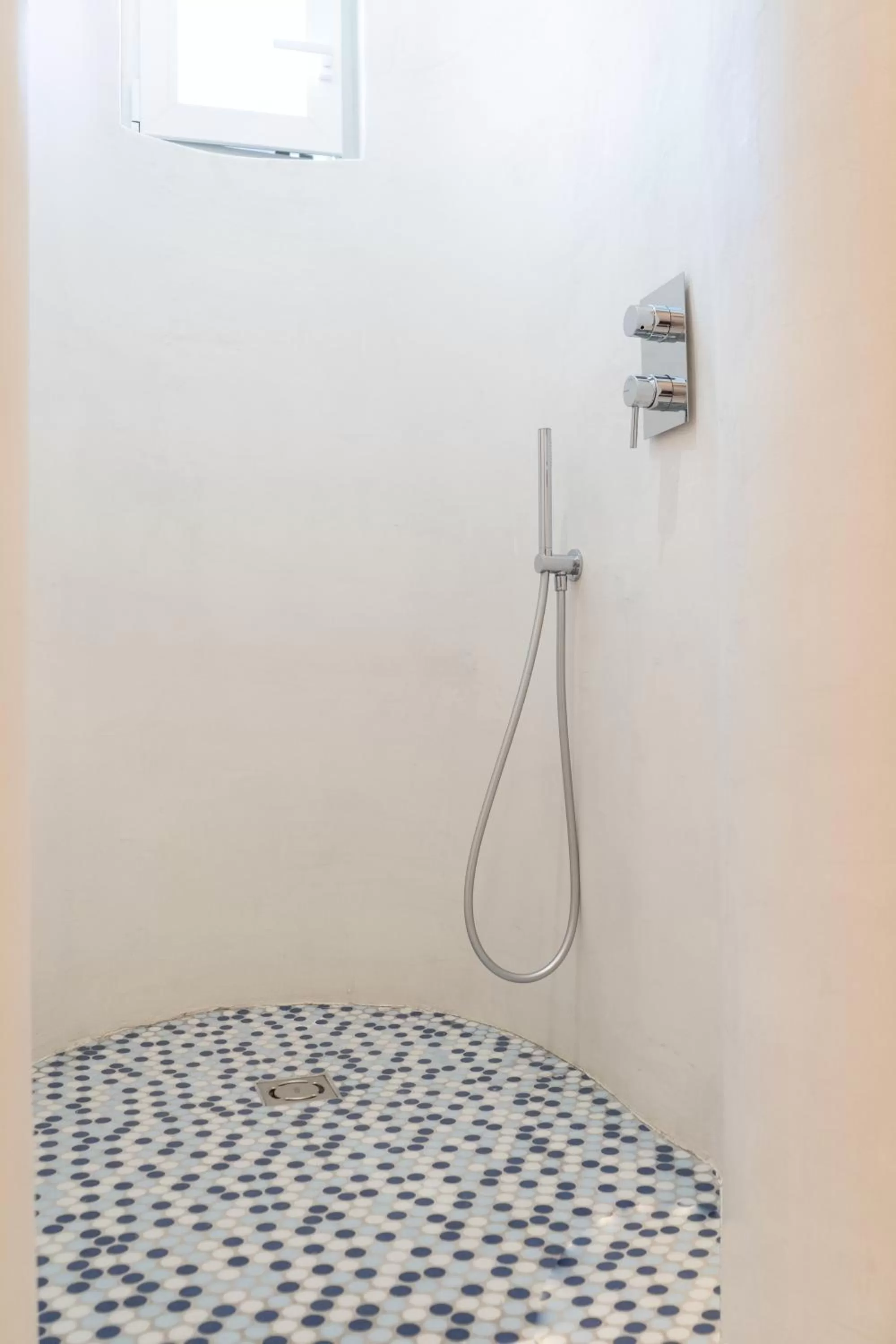 Shower, Bathroom in Villa Ravino Aparthotel