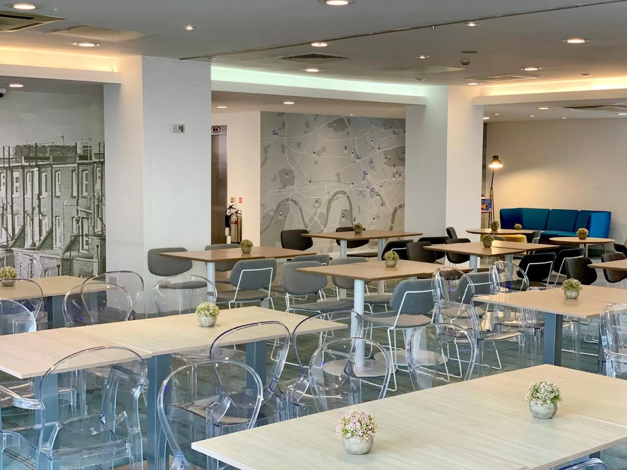 Breakfast in Holiday Inn Express Earls Court, an IHG Hotel